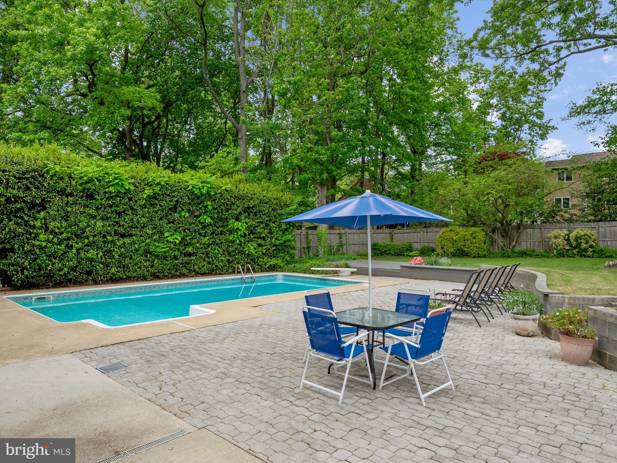 HILLSMERE ESTATES - Residential