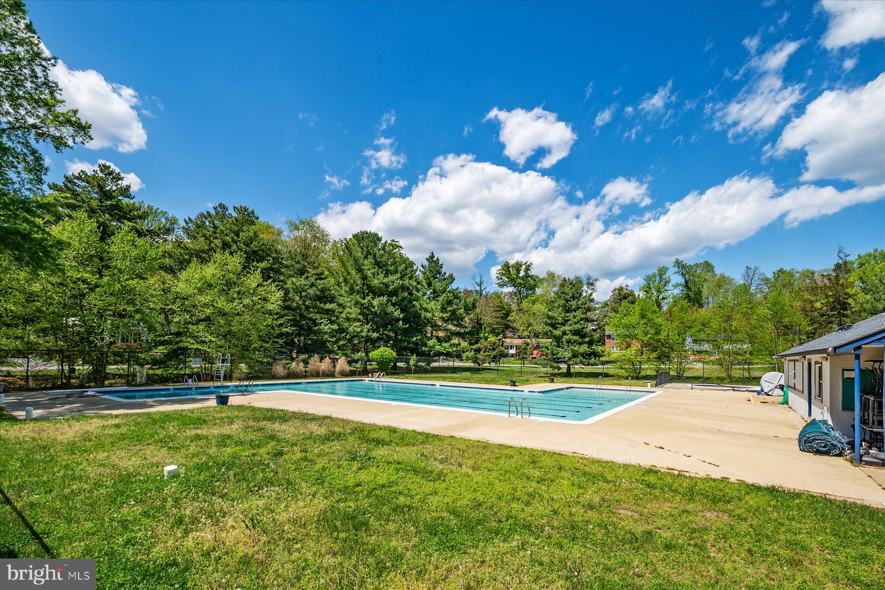 HILLSMERE ESTATES - Residential