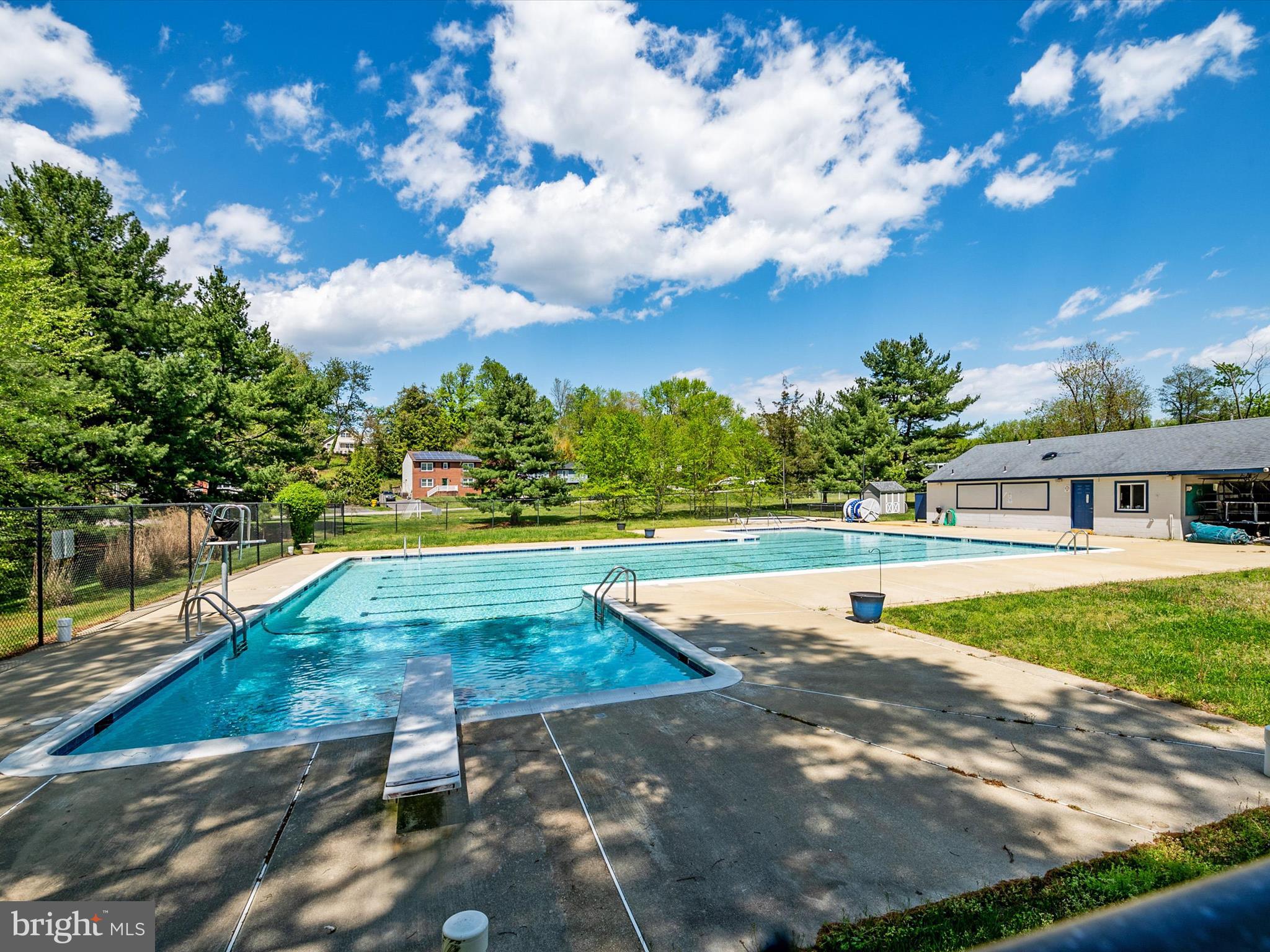 HILLSMERE ESTATES - Residential