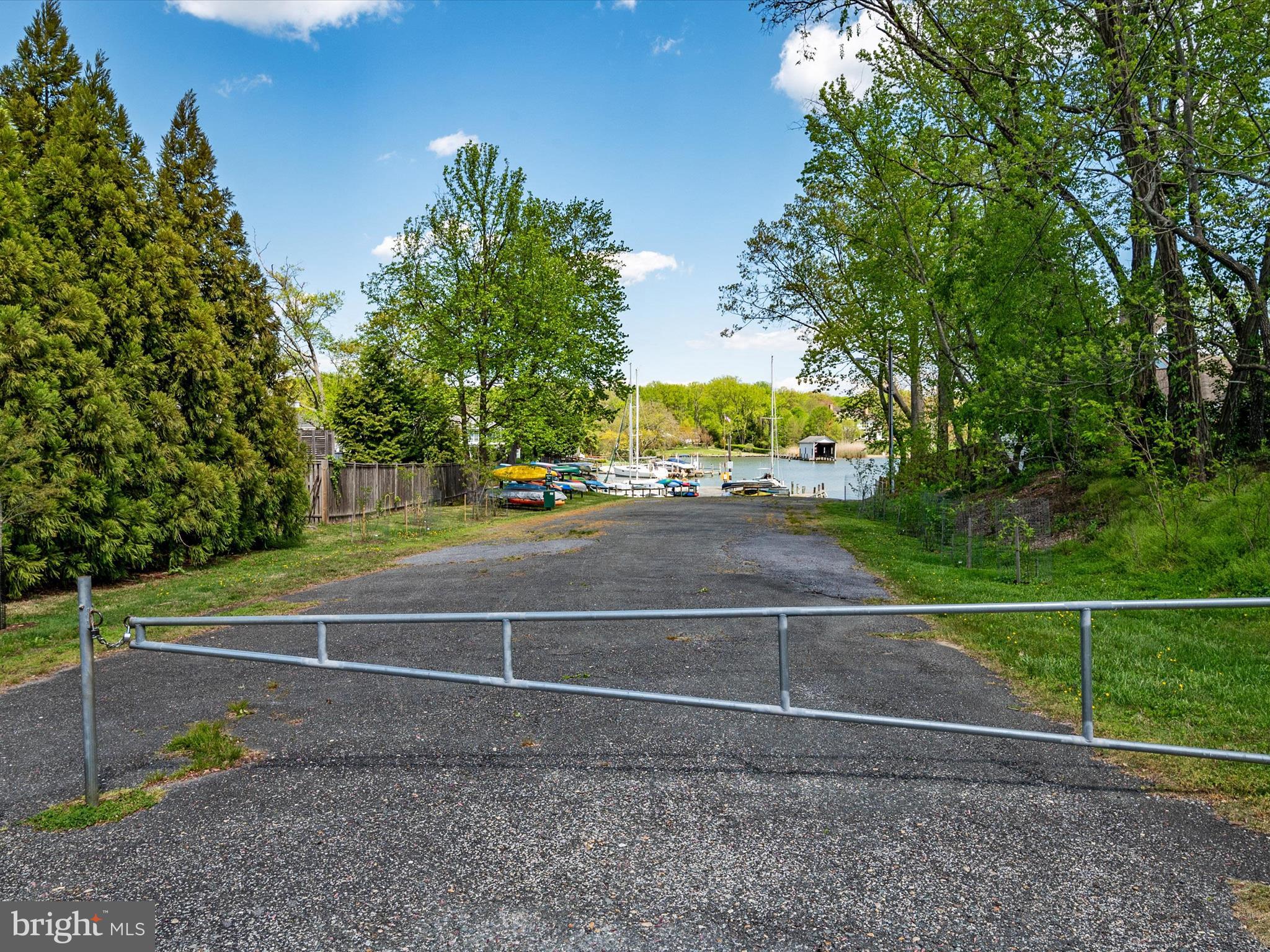 HILLSMERE ESTATES - Residential