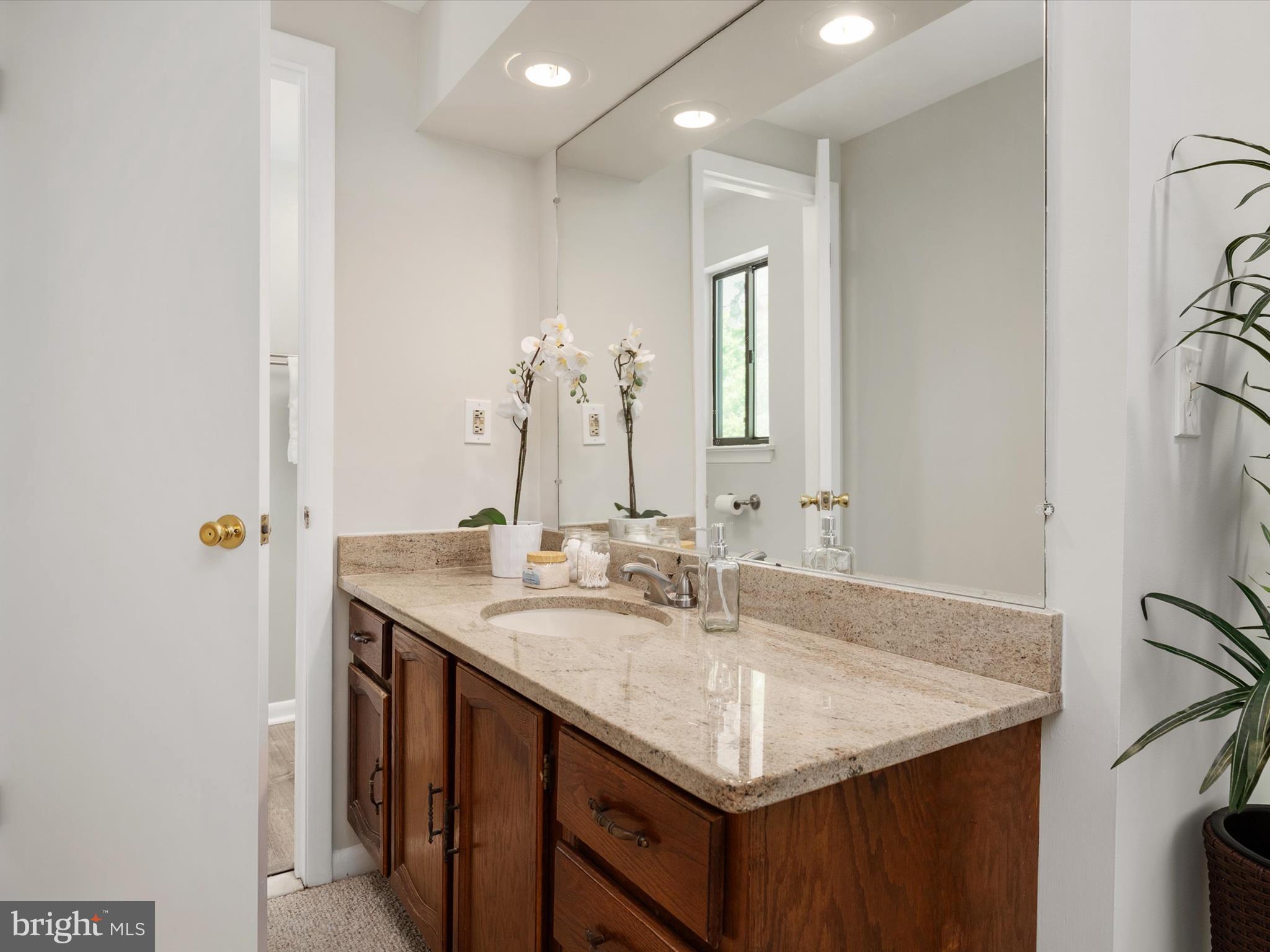 HILLSMERE ESTATES - Residential