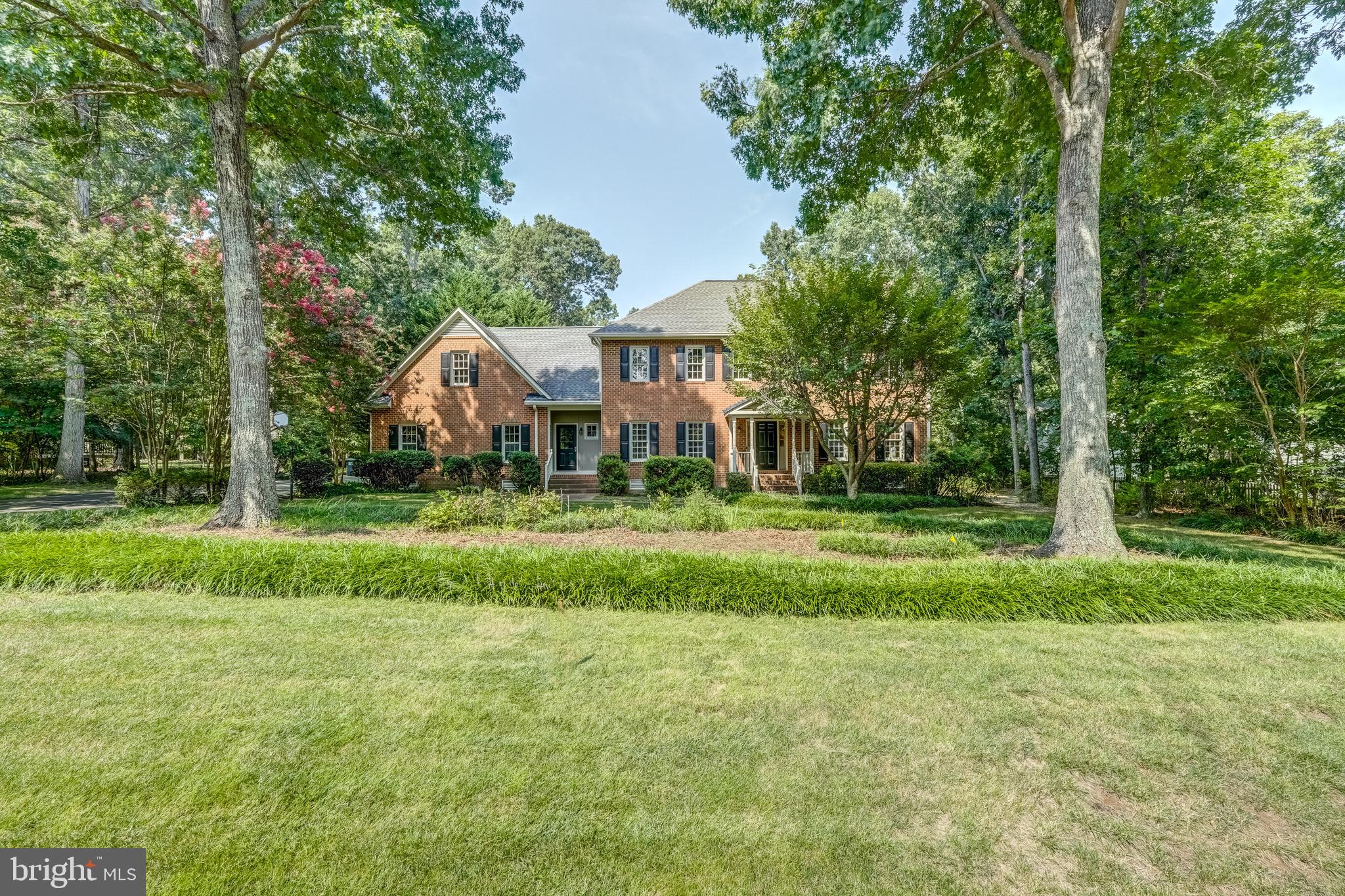 ROXSHIRE - Residential