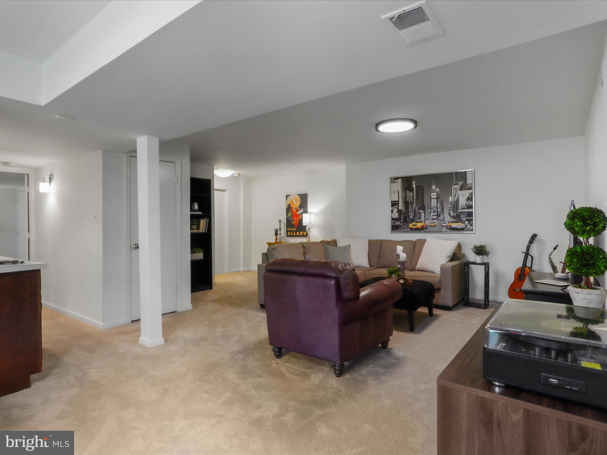 WOLFTRAP MEADOWS - Residential