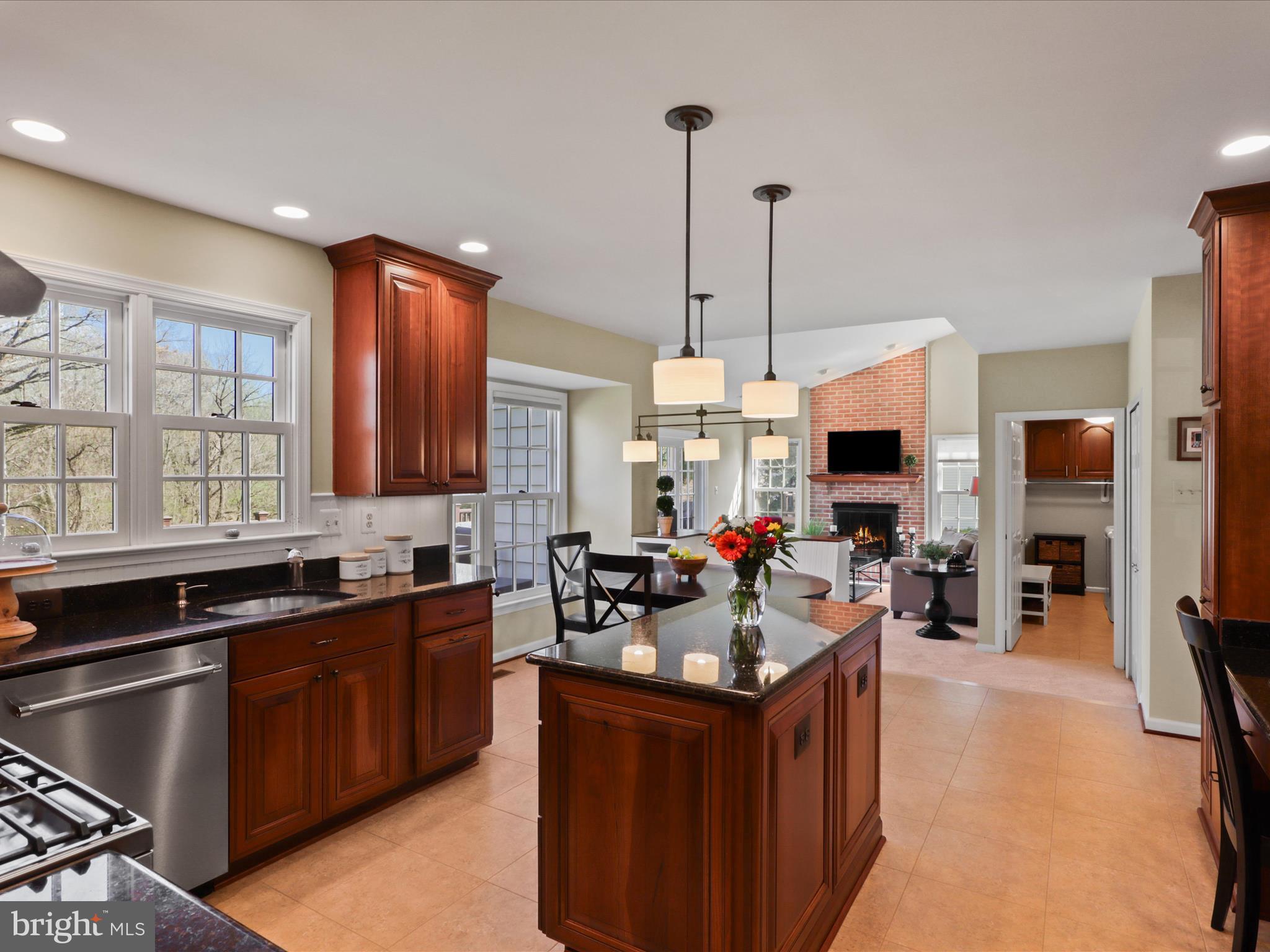 WOLFTRAP MEADOWS - Residential