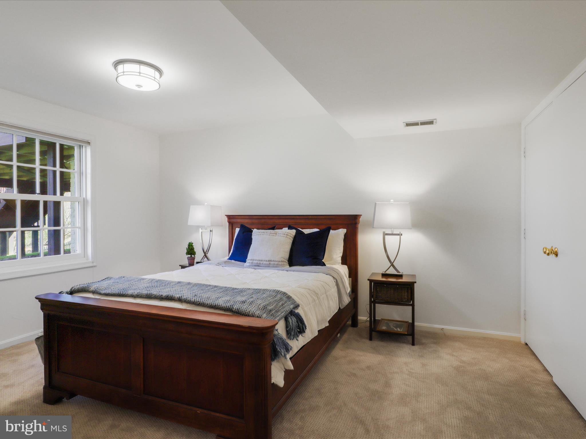 WOLFTRAP MEADOWS - Residential