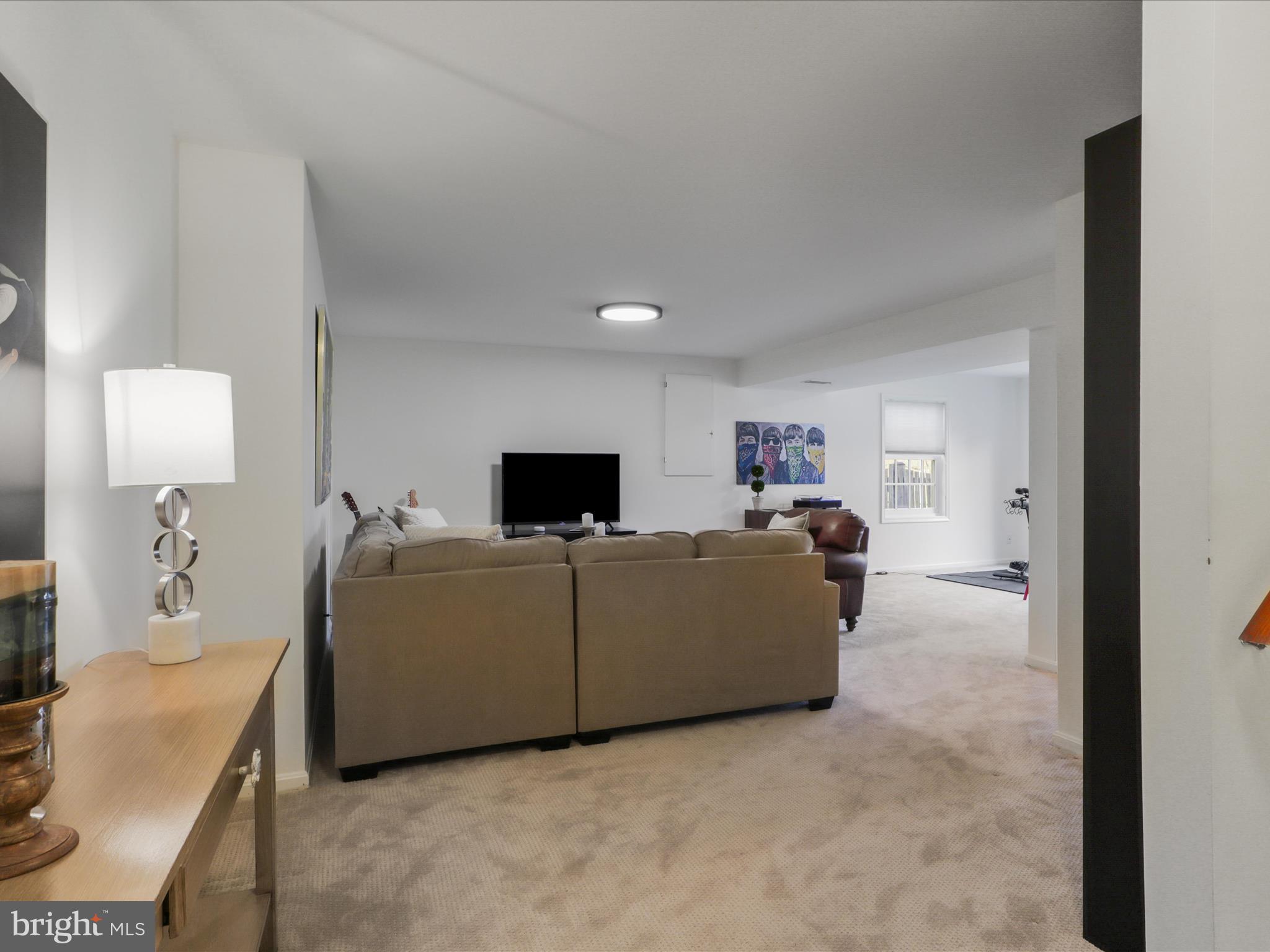 WOLFTRAP MEADOWS - Residential