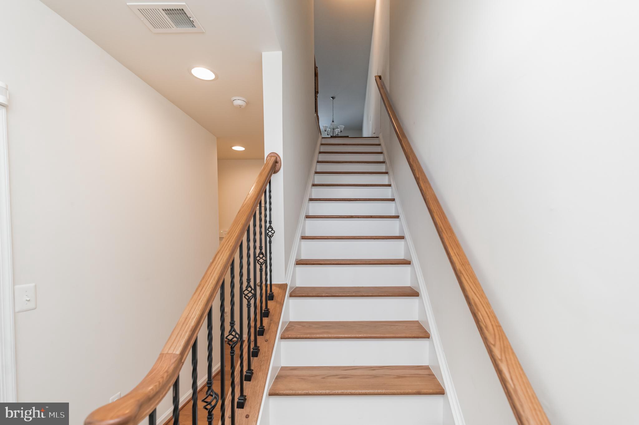 FEATHERSTONE STATION CONDOMINIUMS - Residential