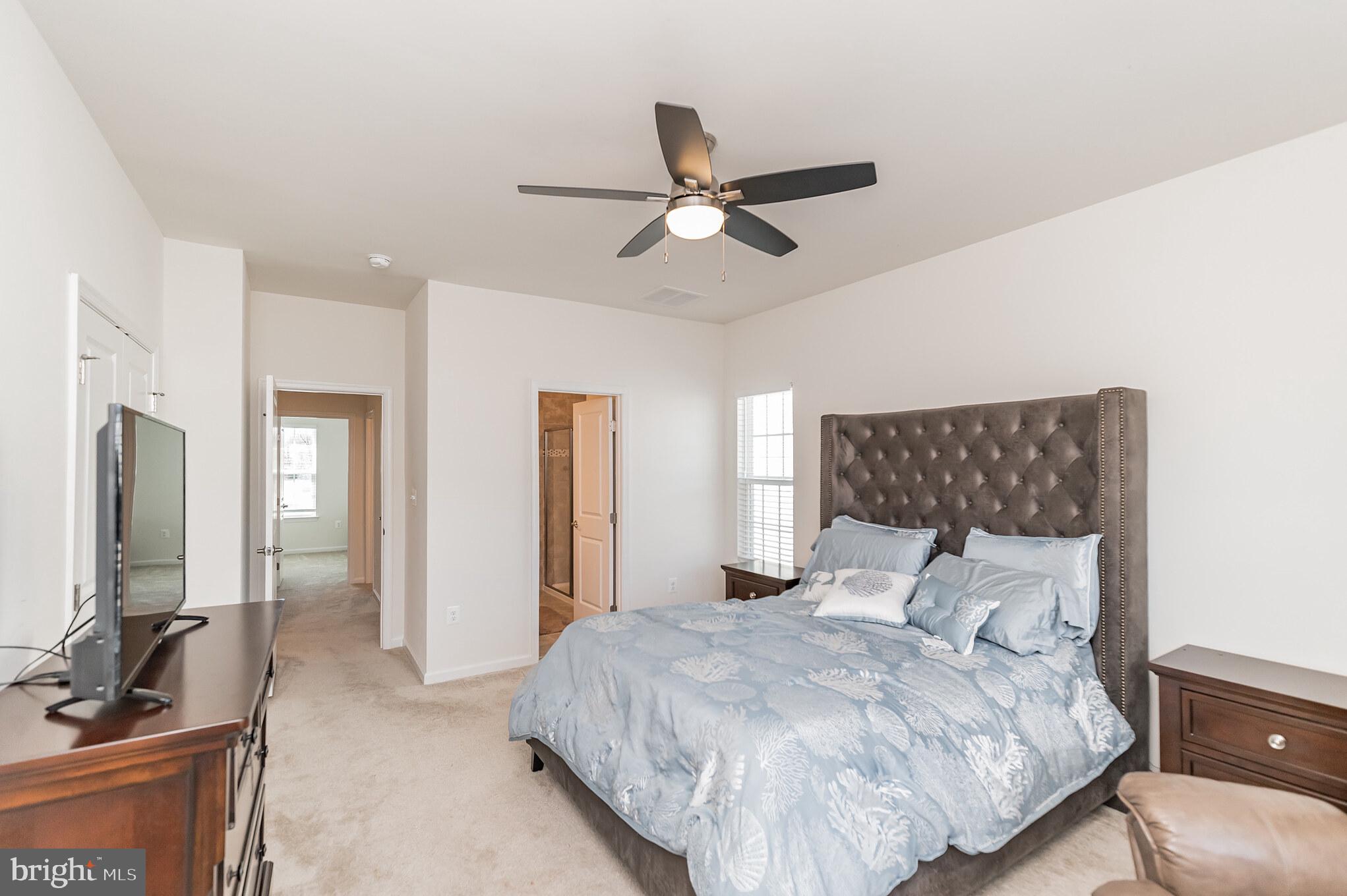 FEATHERSTONE STATION CONDOMINIUMS - Residential