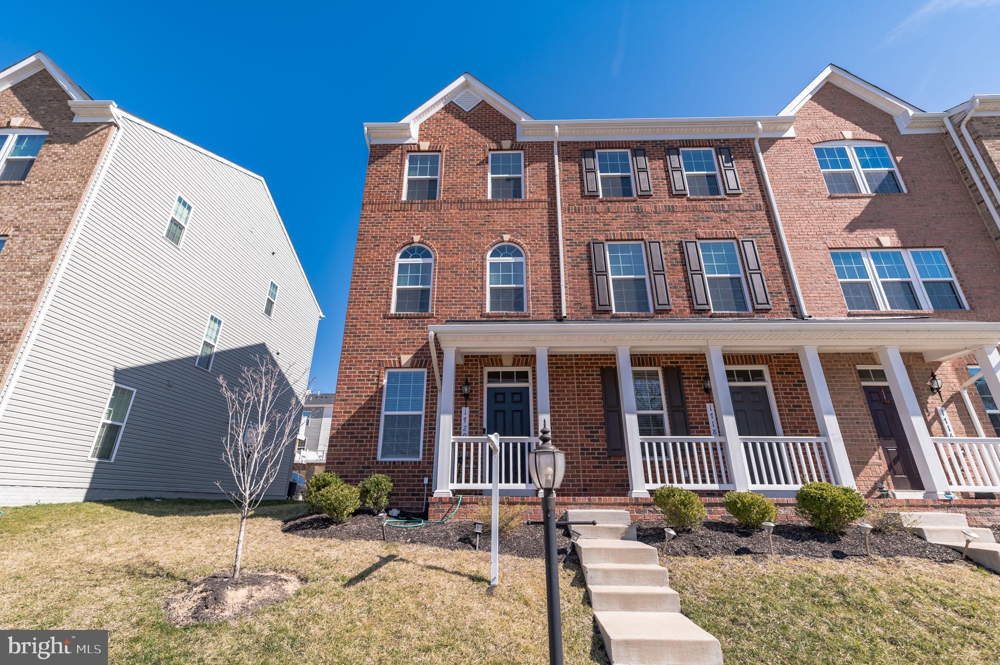 FEATHERSTONE STATION CONDOMINIUMS - Residential