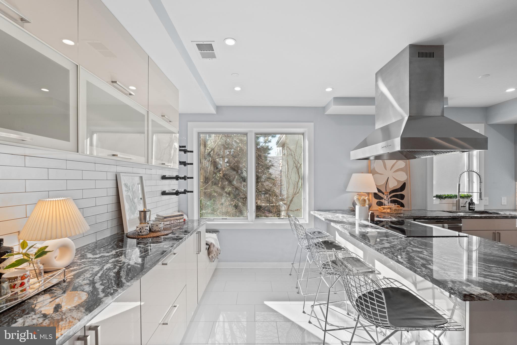 FAIRMOUNT - Residential