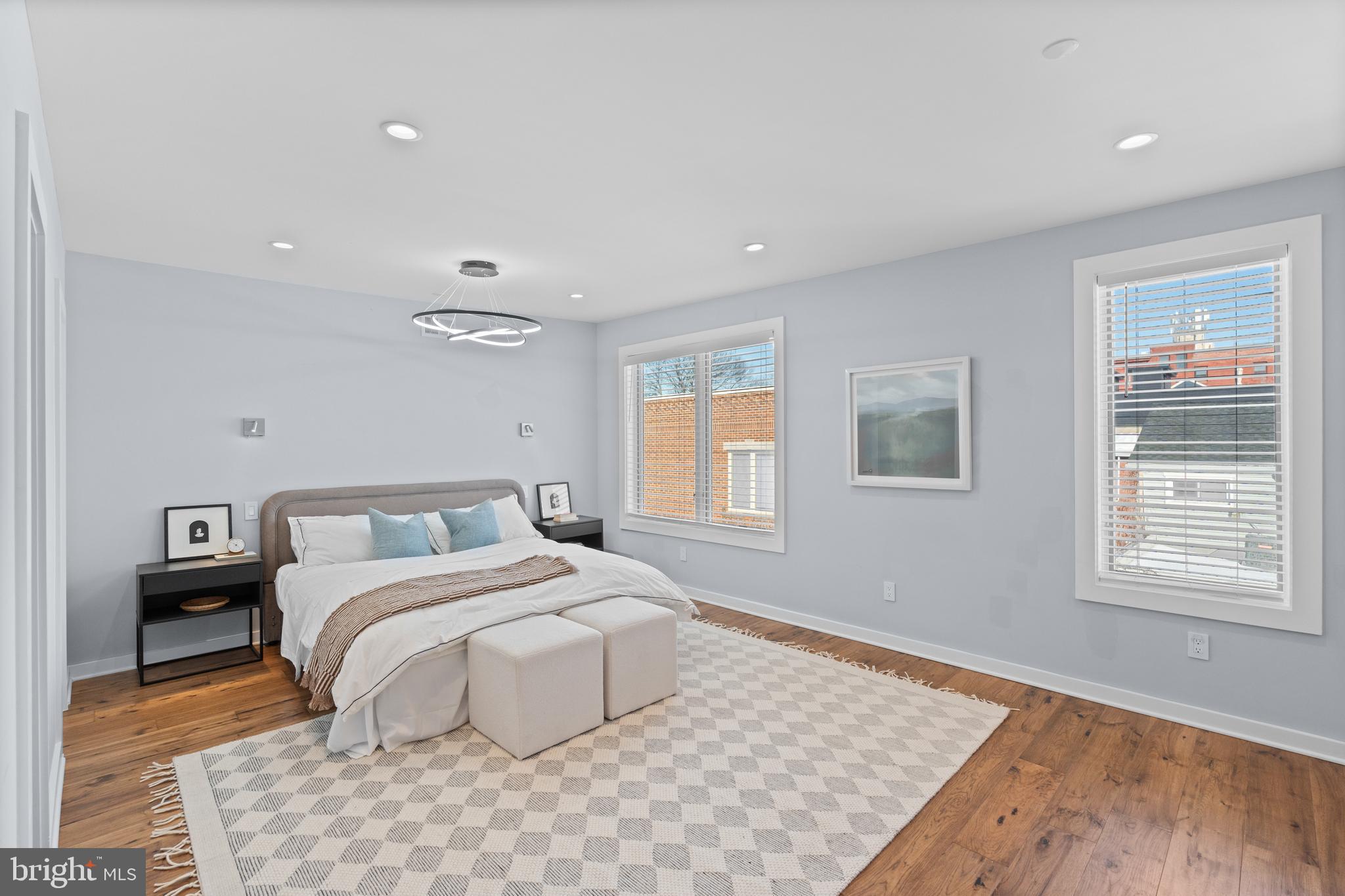 FAIRMOUNT - Residential