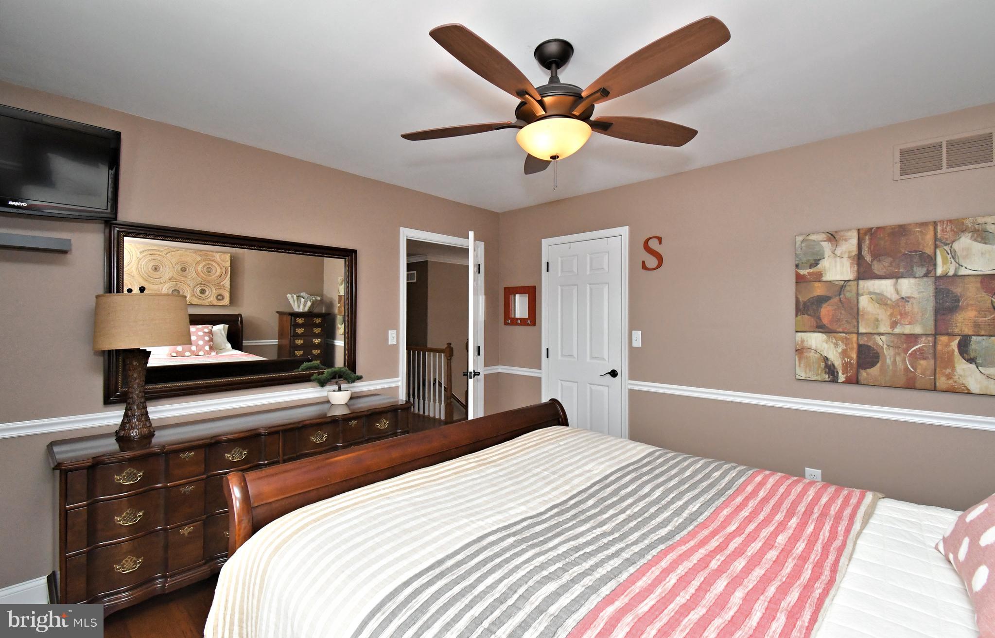 HILLTOWN WOODS - Residential