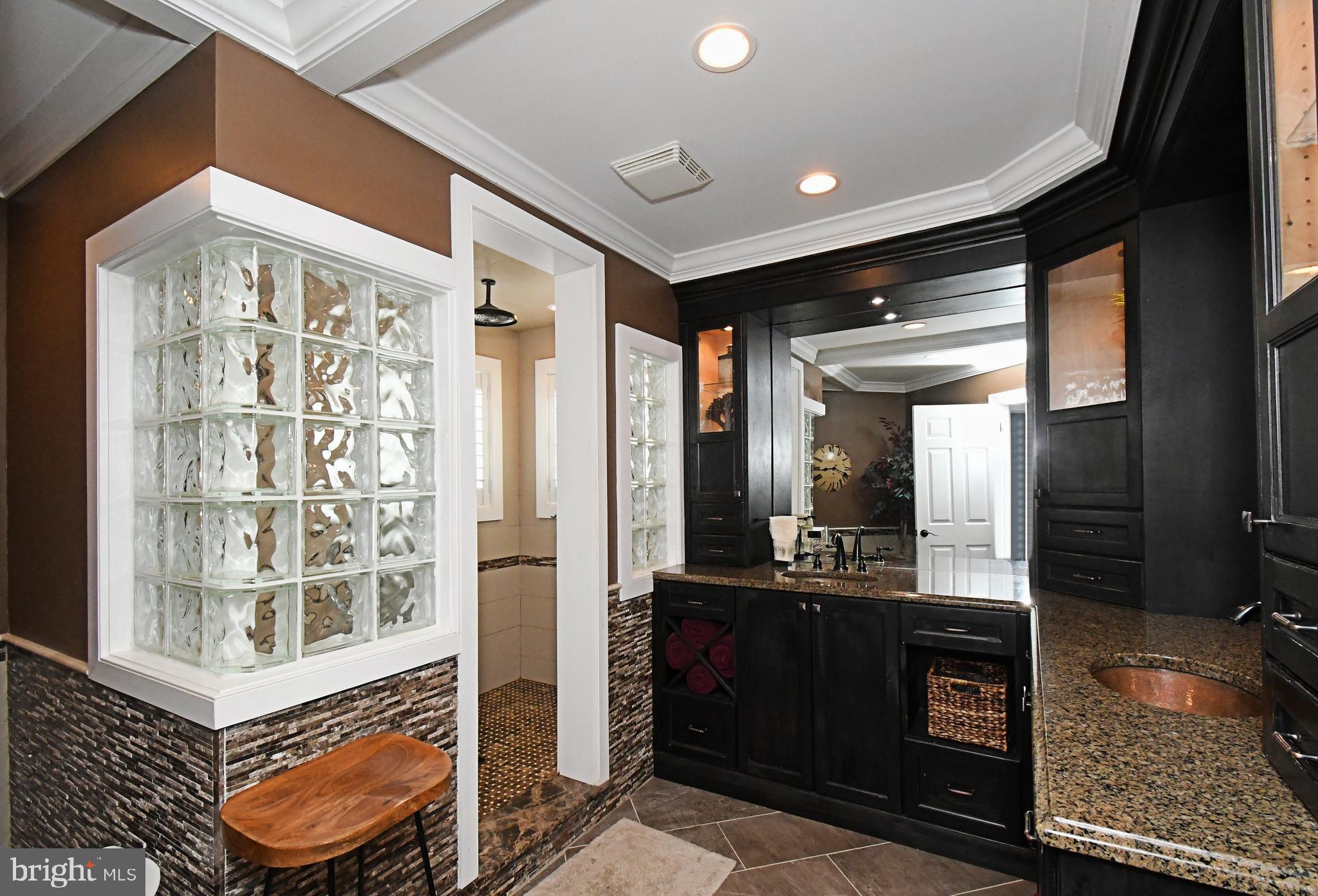 HILLTOWN WOODS - Residential