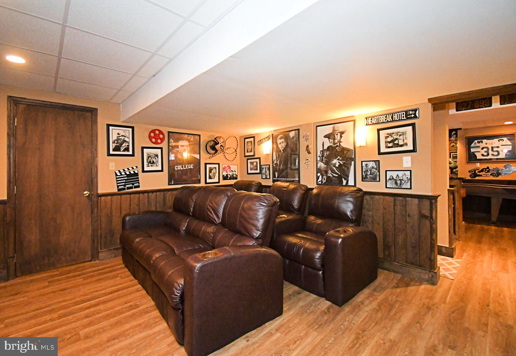 HILLTOWN WOODS - Residential