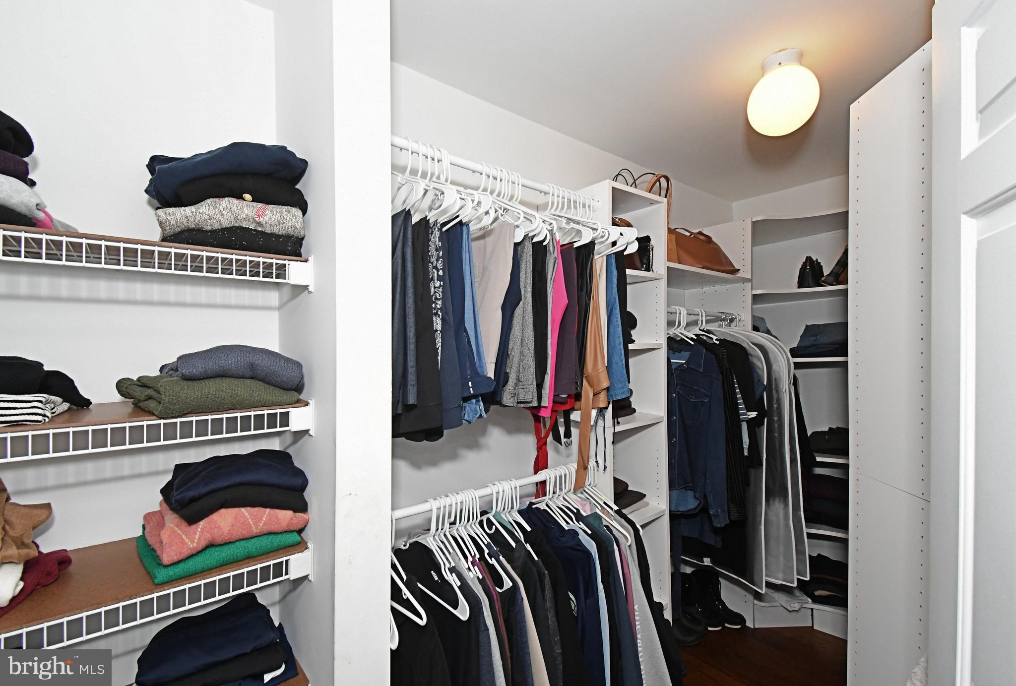 HILLTOWN WOODS - Residential