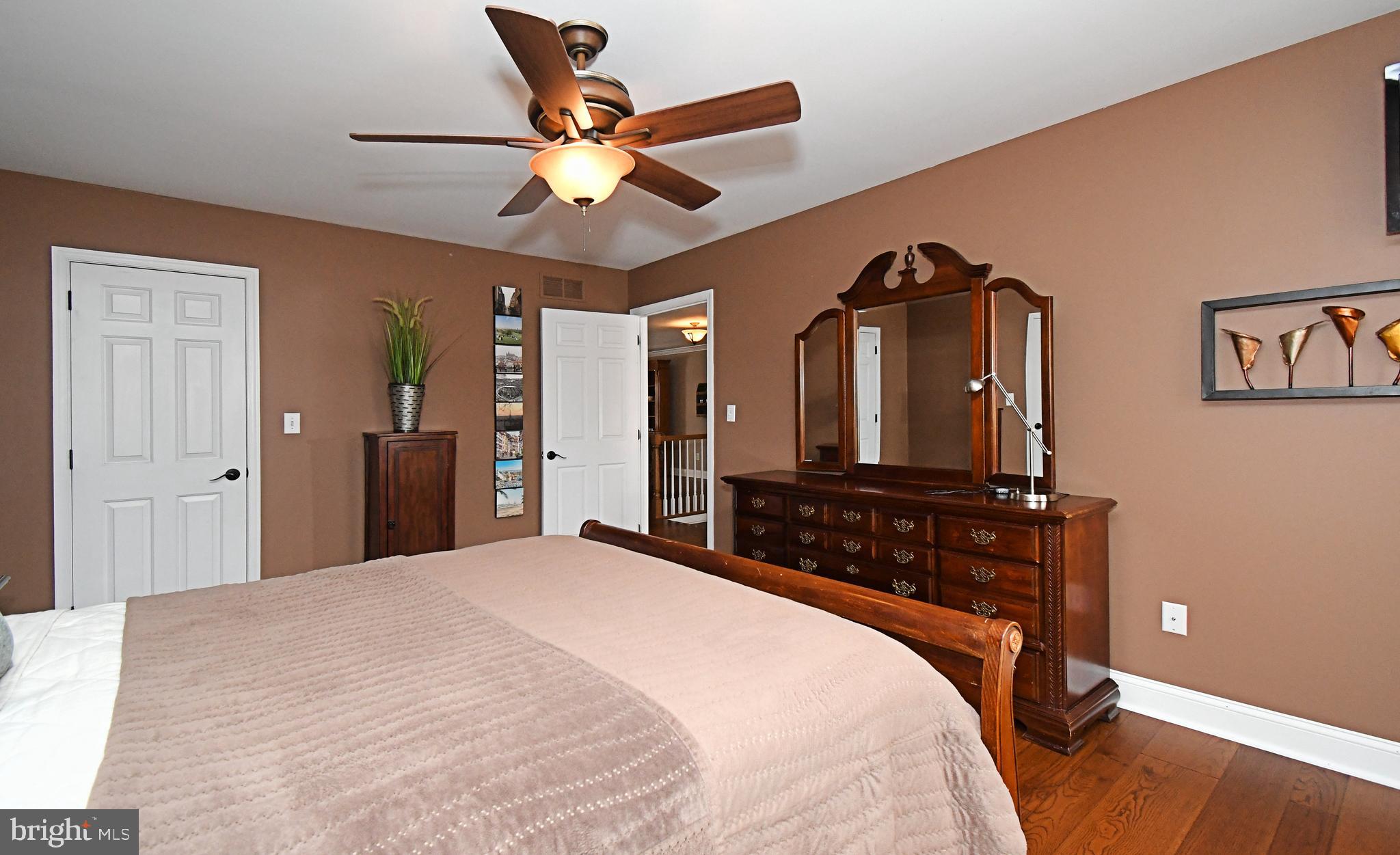 HILLTOWN WOODS - Residential