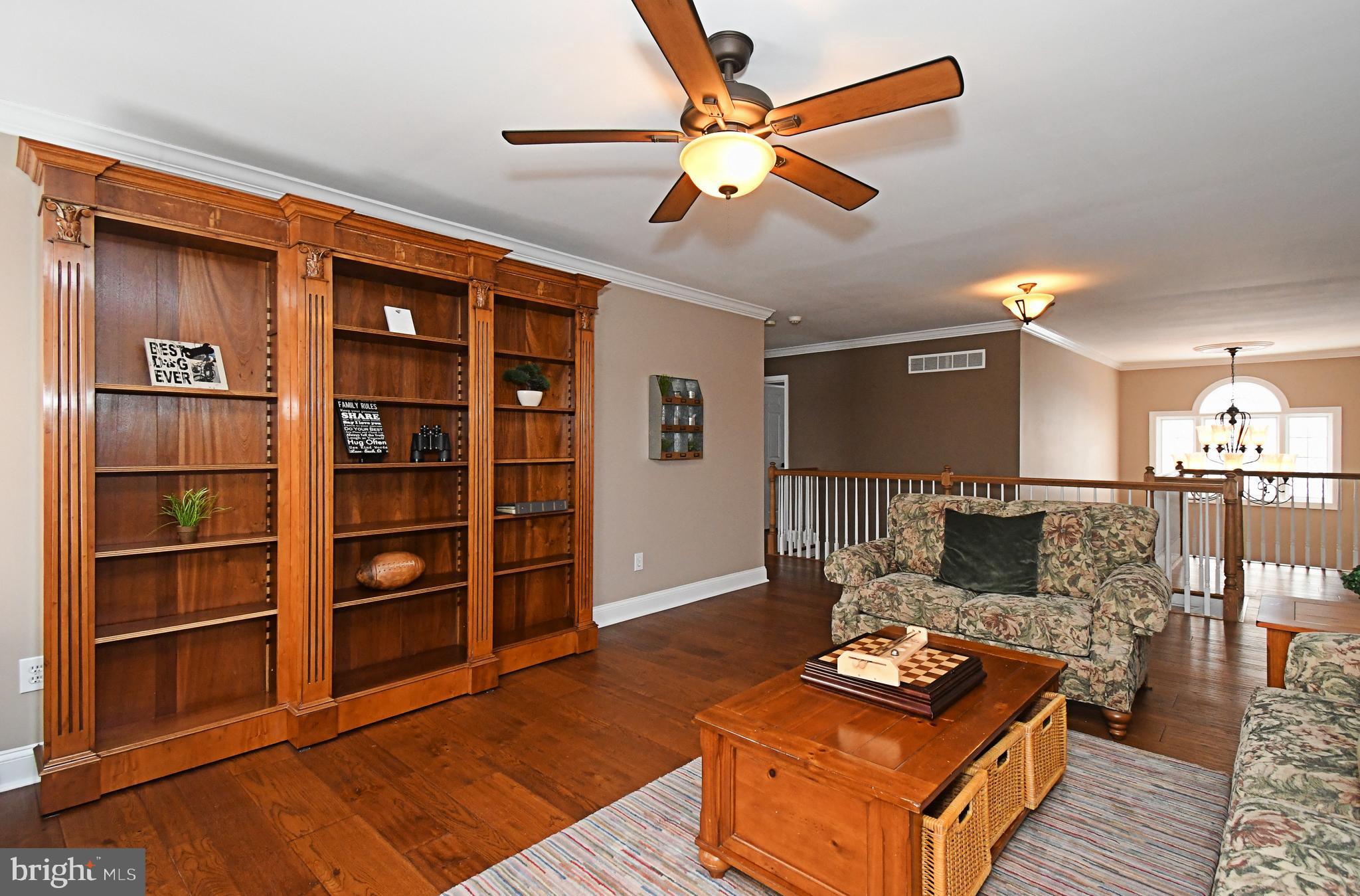 HILLTOWN WOODS - Residential