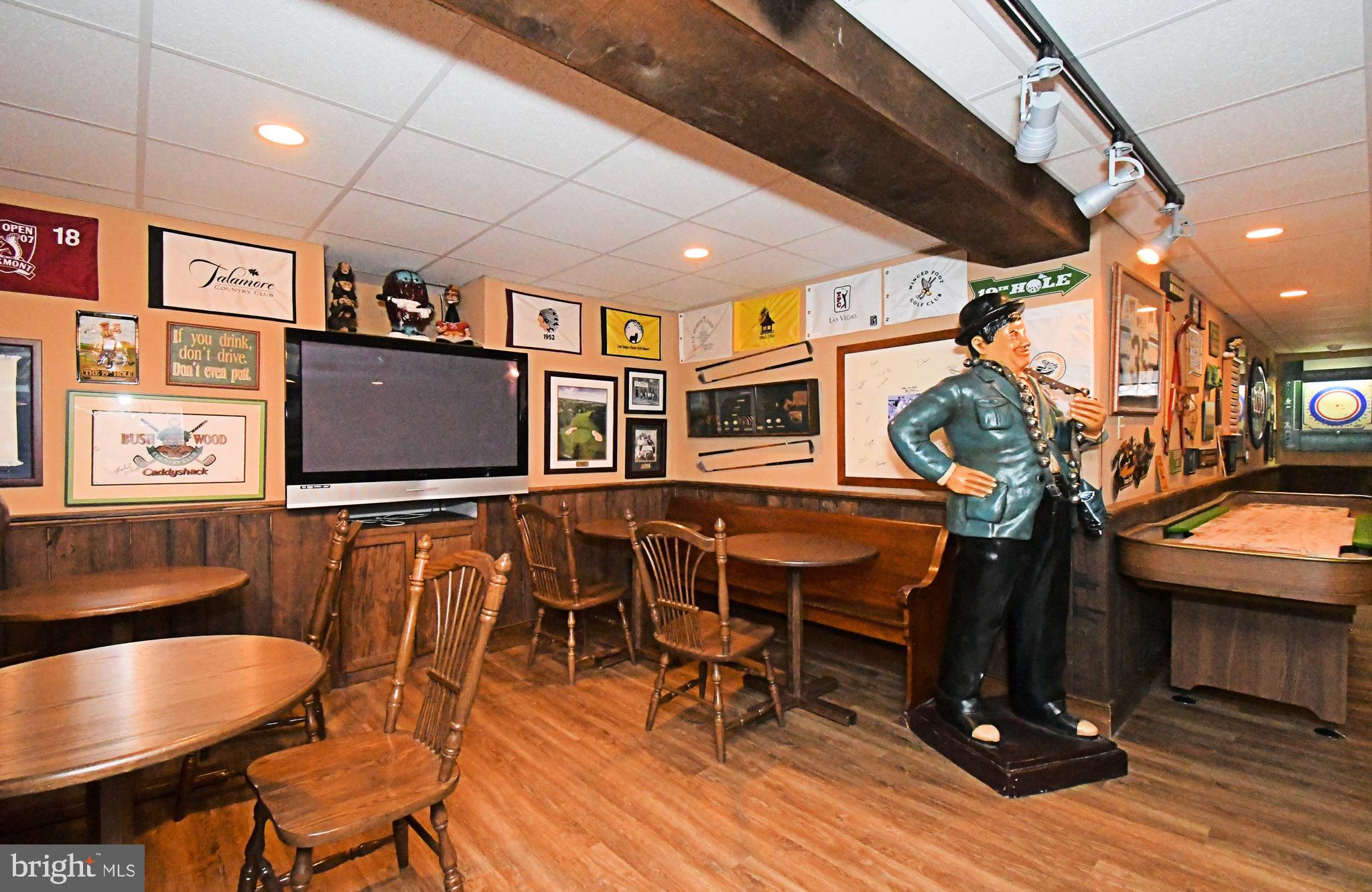 HILLTOWN WOODS - Residential