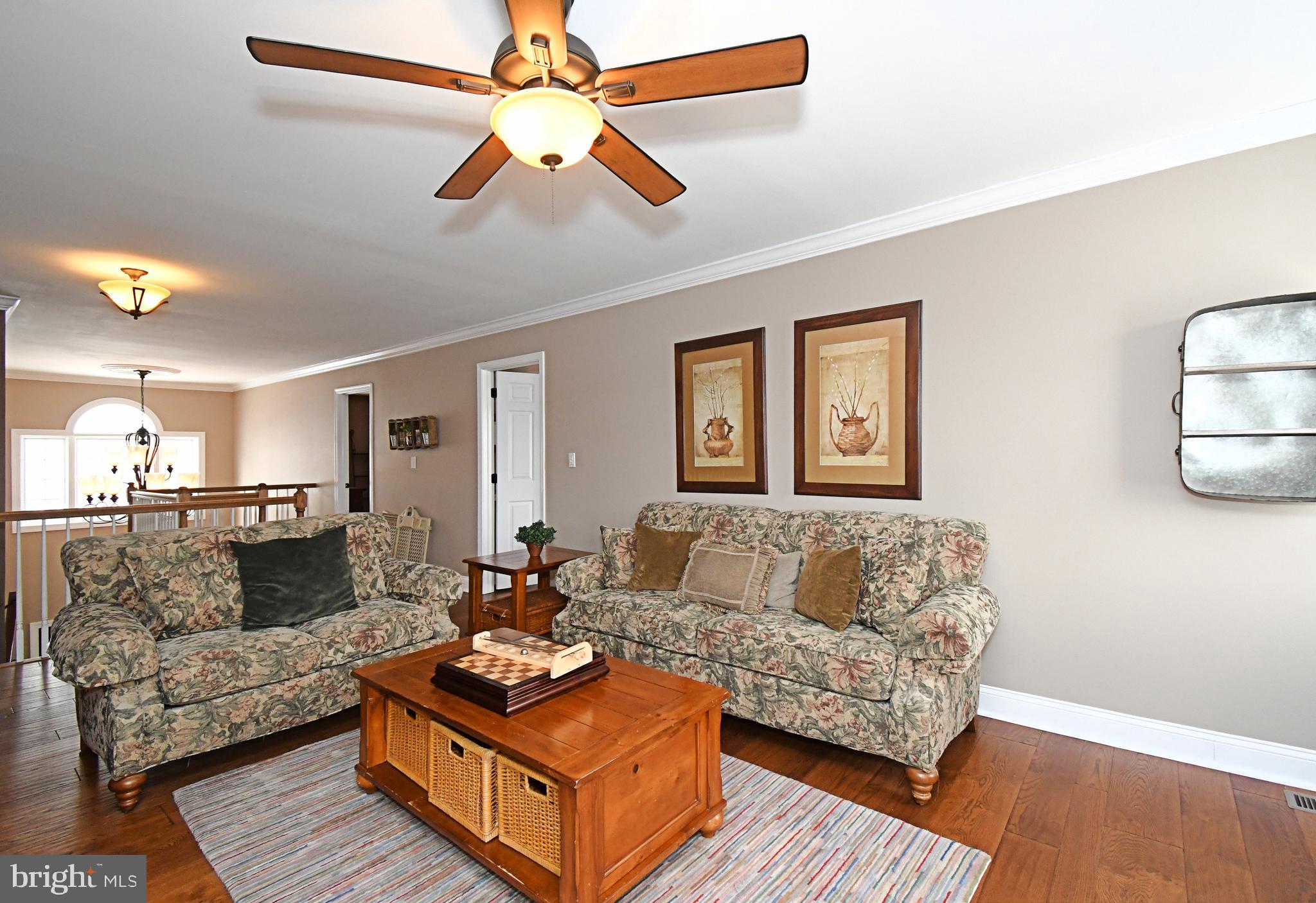 HILLTOWN WOODS - Residential