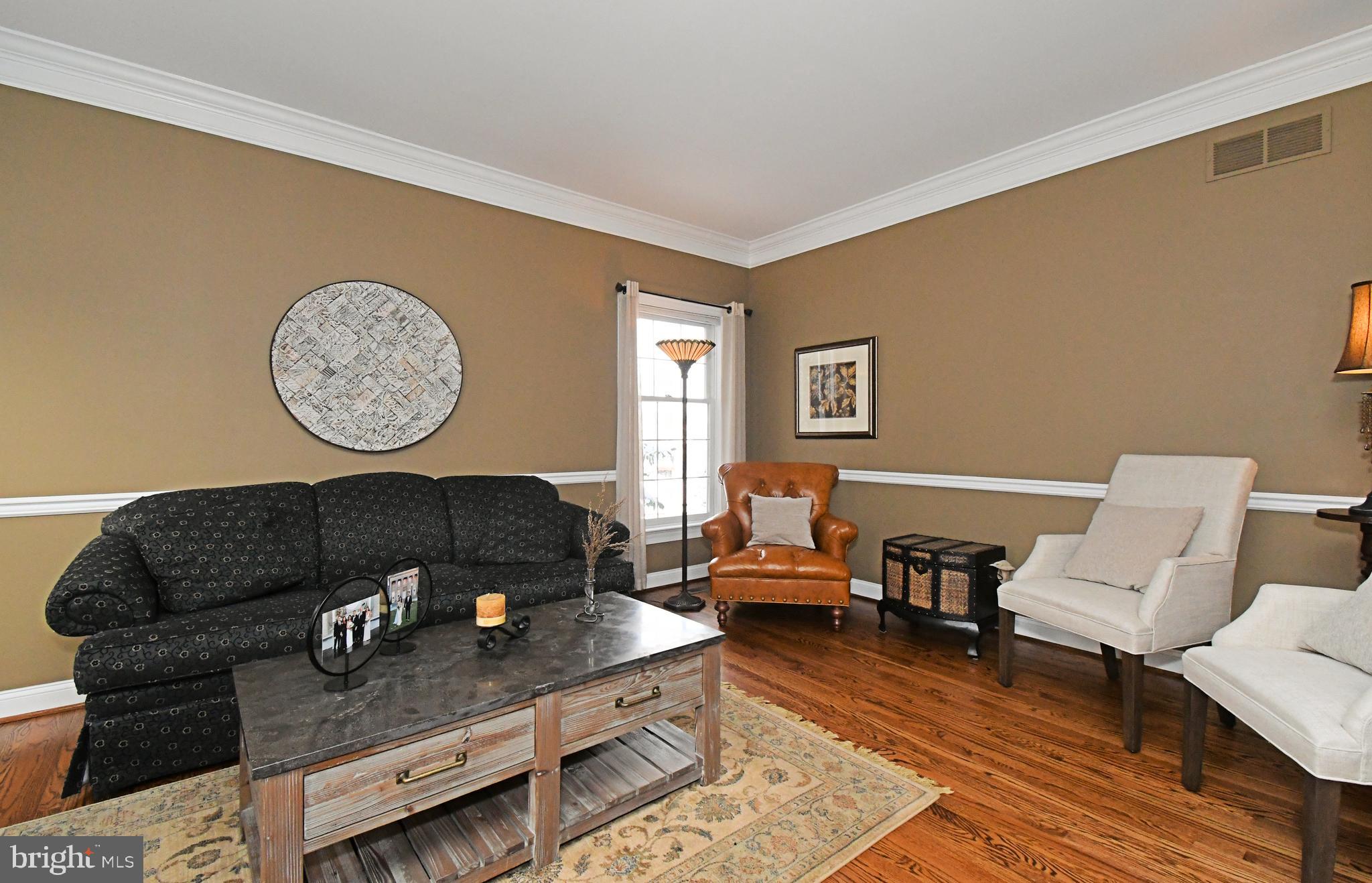 HILLTOWN WOODS - Residential