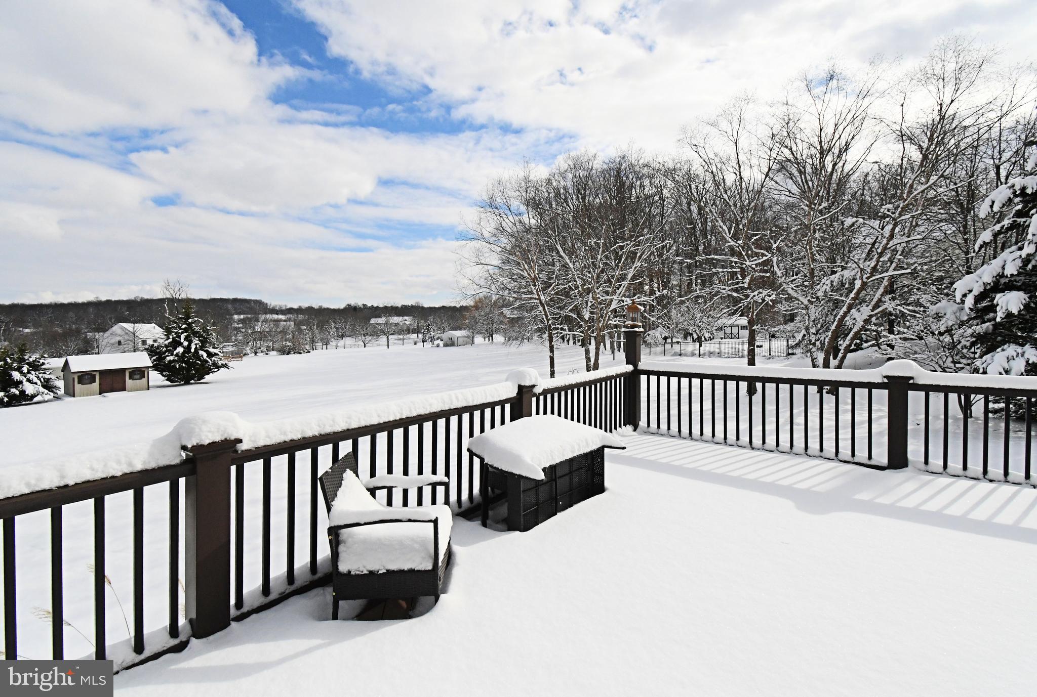 HILLTOWN WOODS - Residential