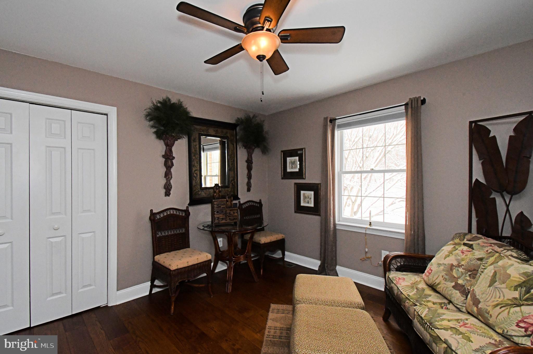 HILLTOWN WOODS - Residential