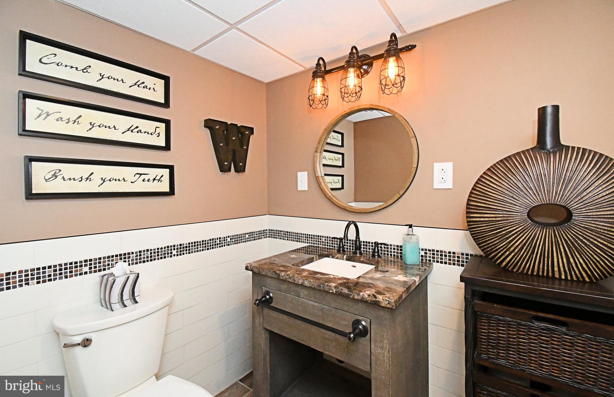 HILLTOWN WOODS - Residential