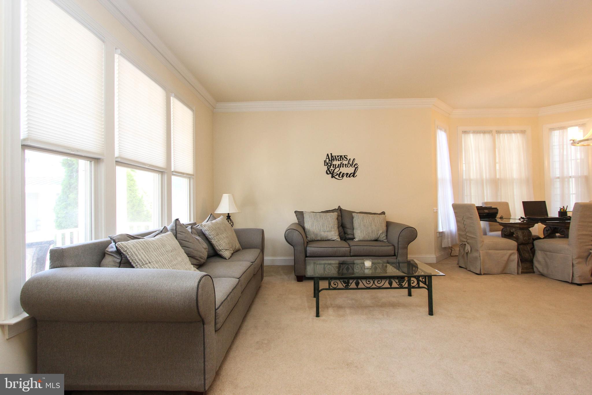 MAJESTIC OAK - Residential Lease