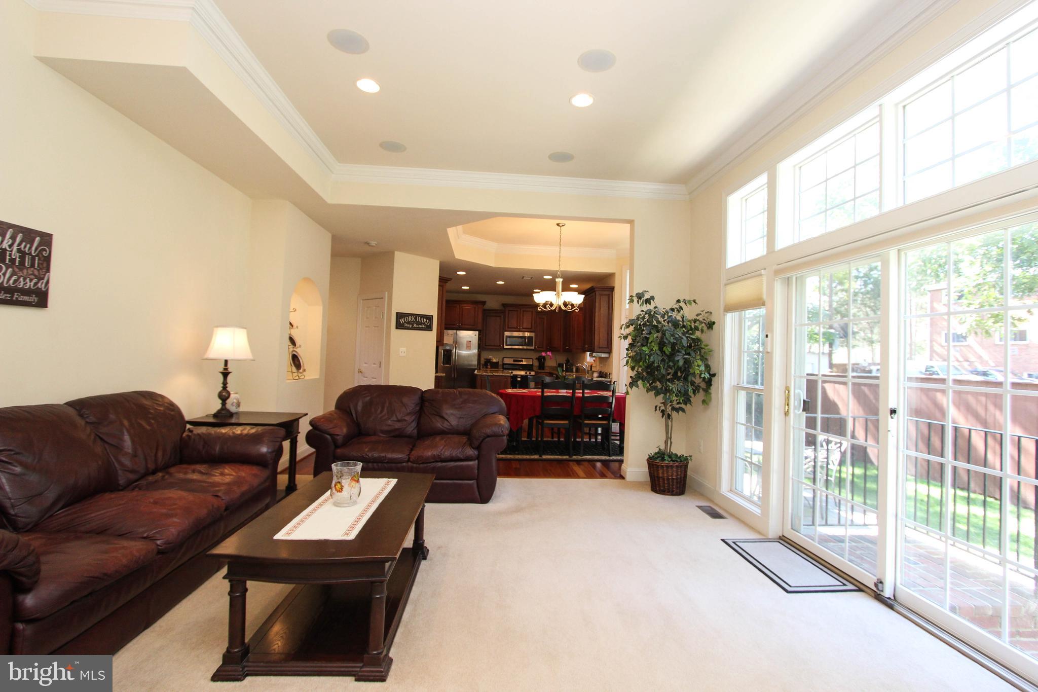 MAJESTIC OAK - Residential Lease