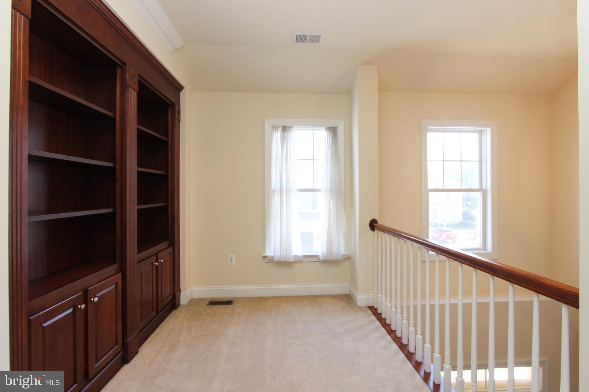 MAJESTIC OAK - Residential Lease