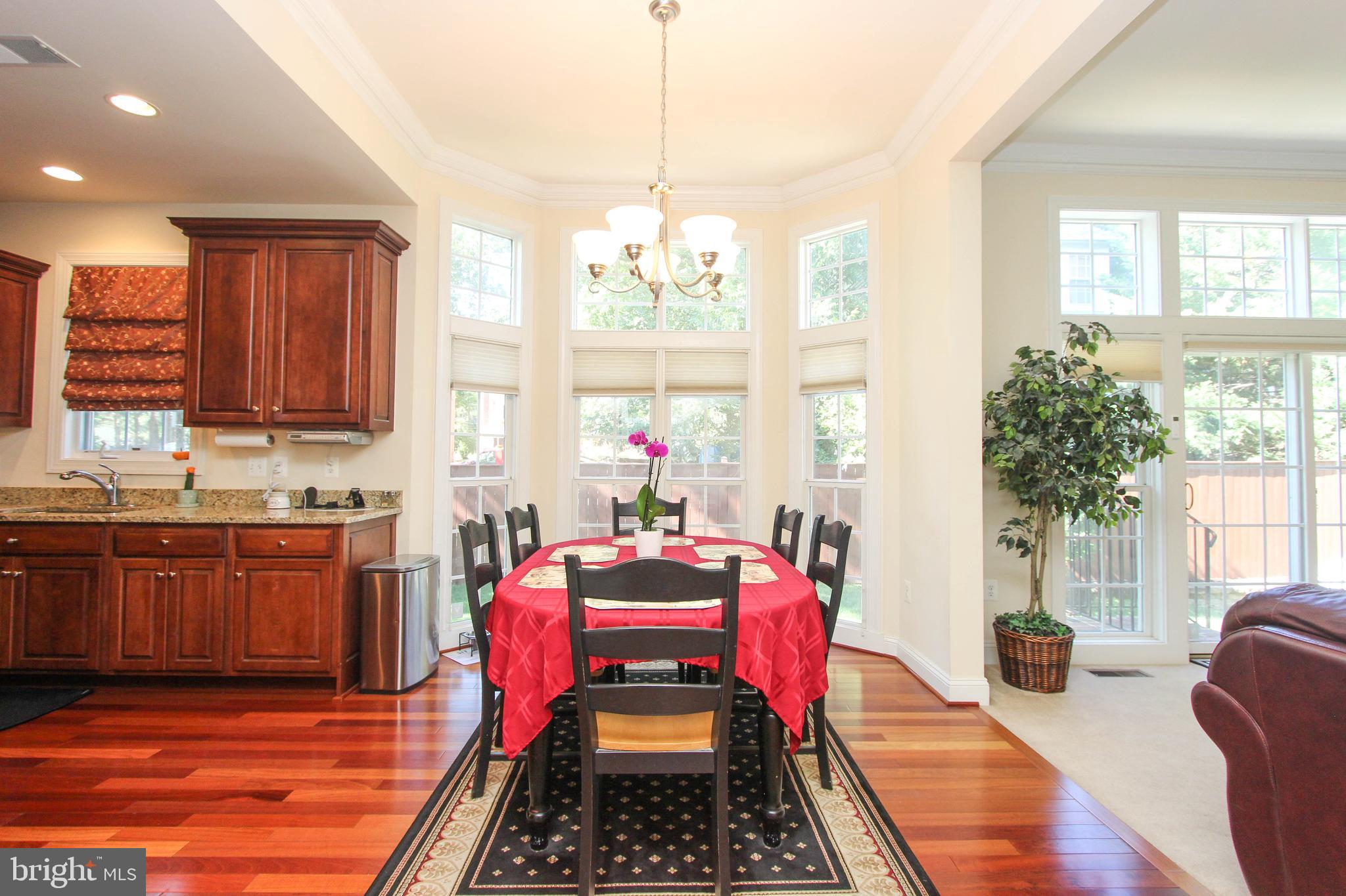 MAJESTIC OAK - Residential Lease