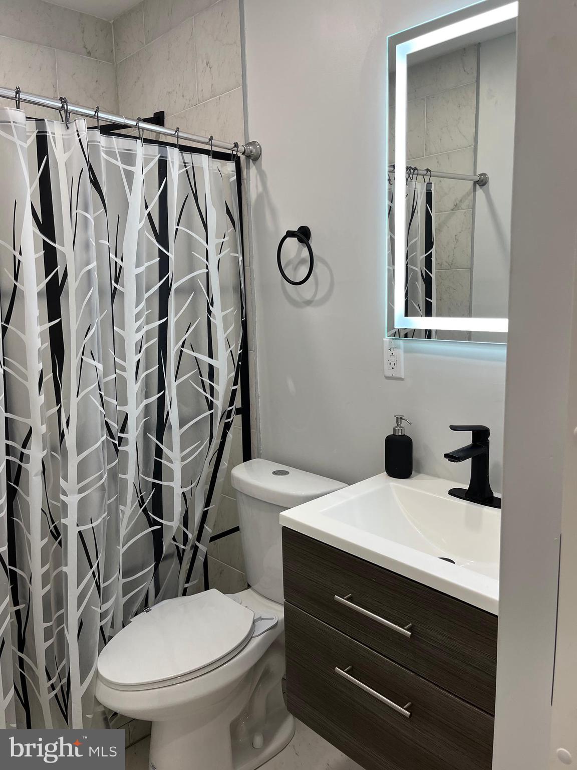 WEST PHILADELPHIA - Residential