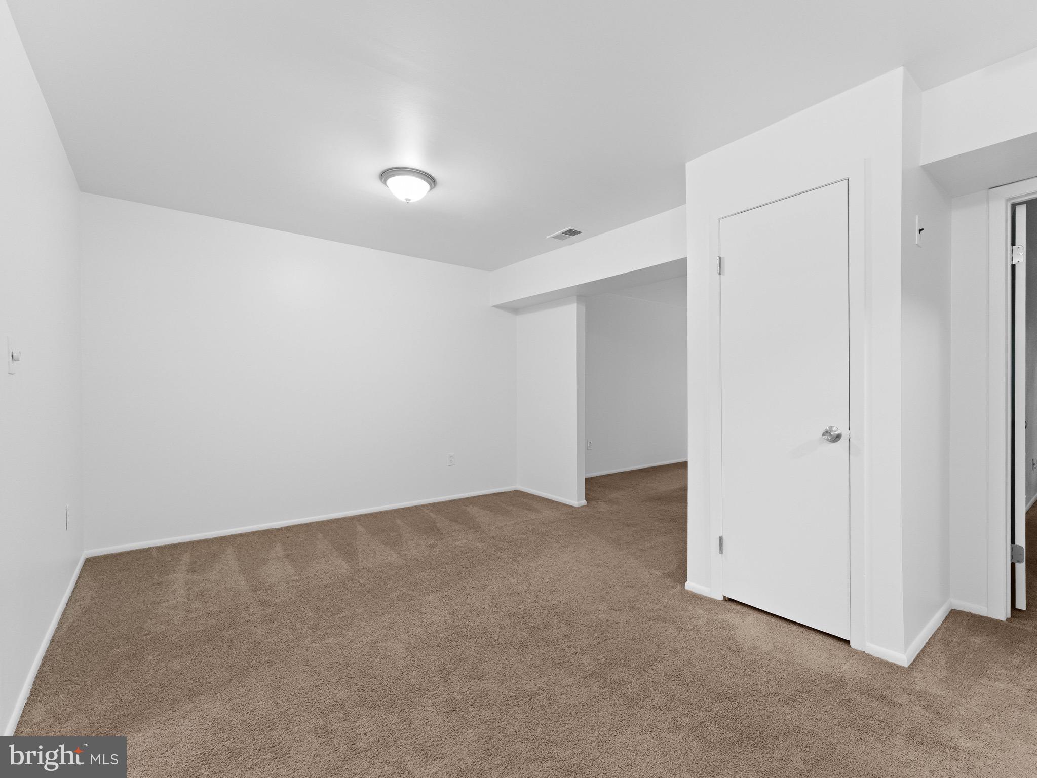 1809 SILVER COURT