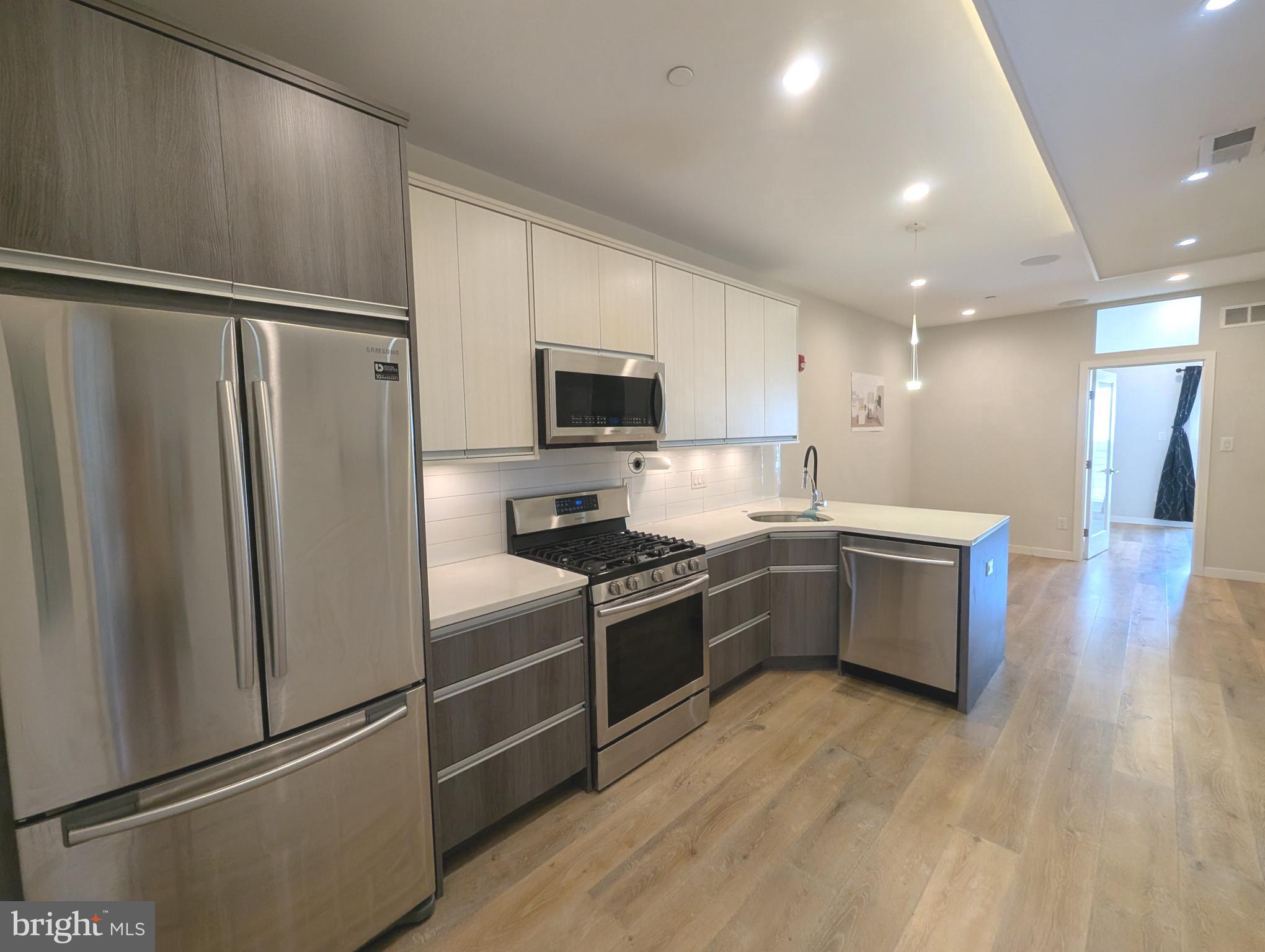 1534 N 7TH STREET 2