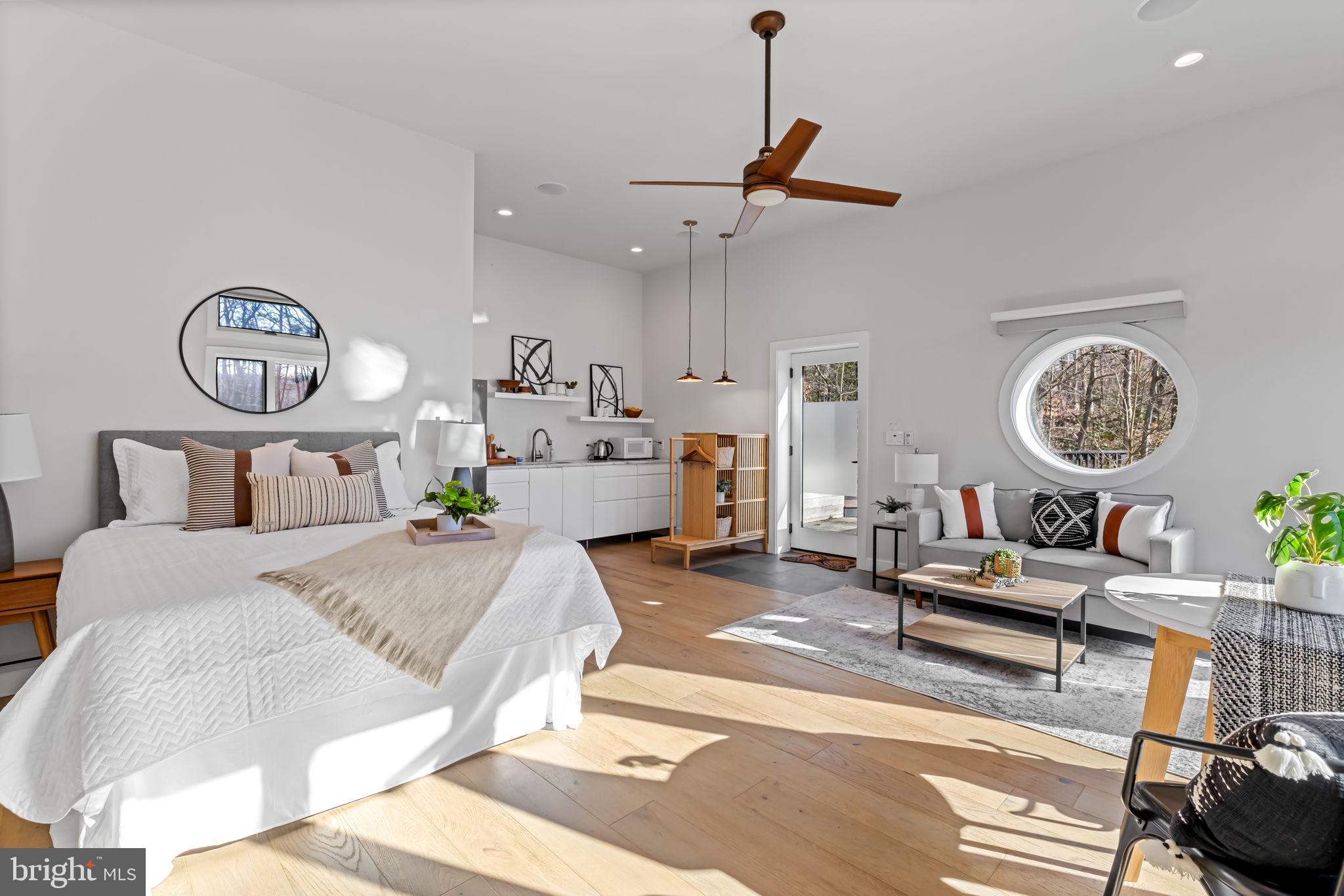 SEVERN GROVE - Residential