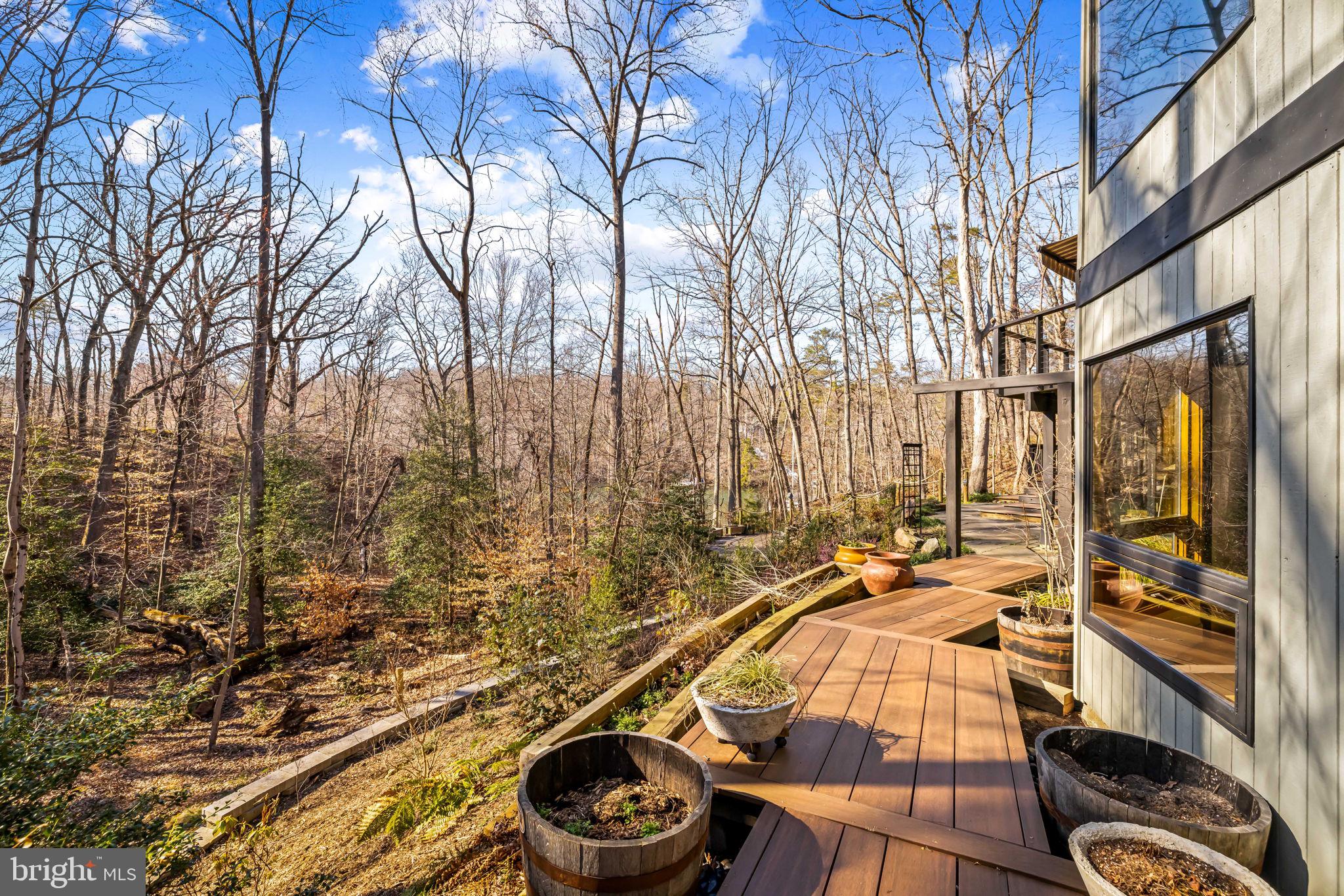 SEVERN GROVE - Residential