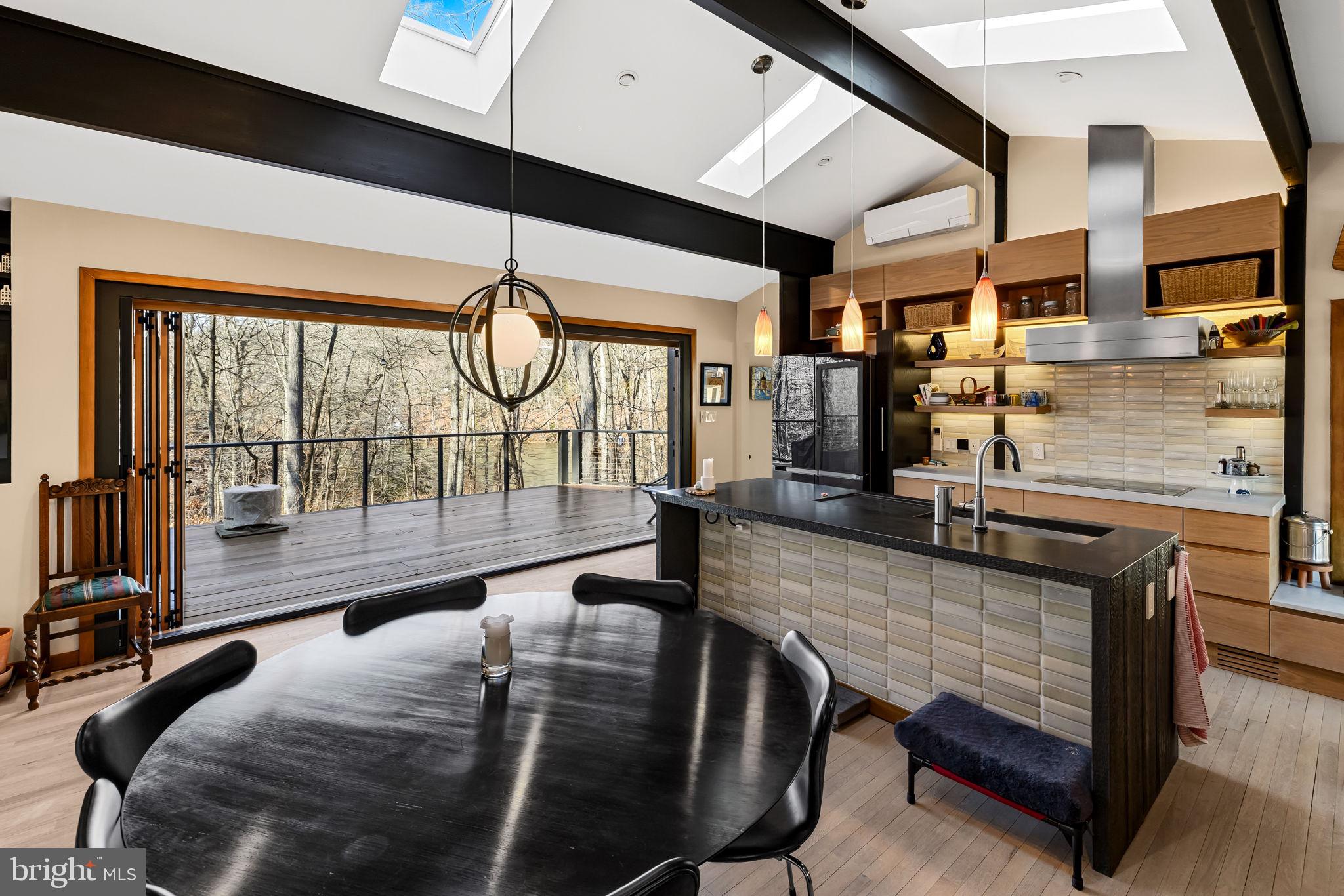 SEVERN GROVE - Residential