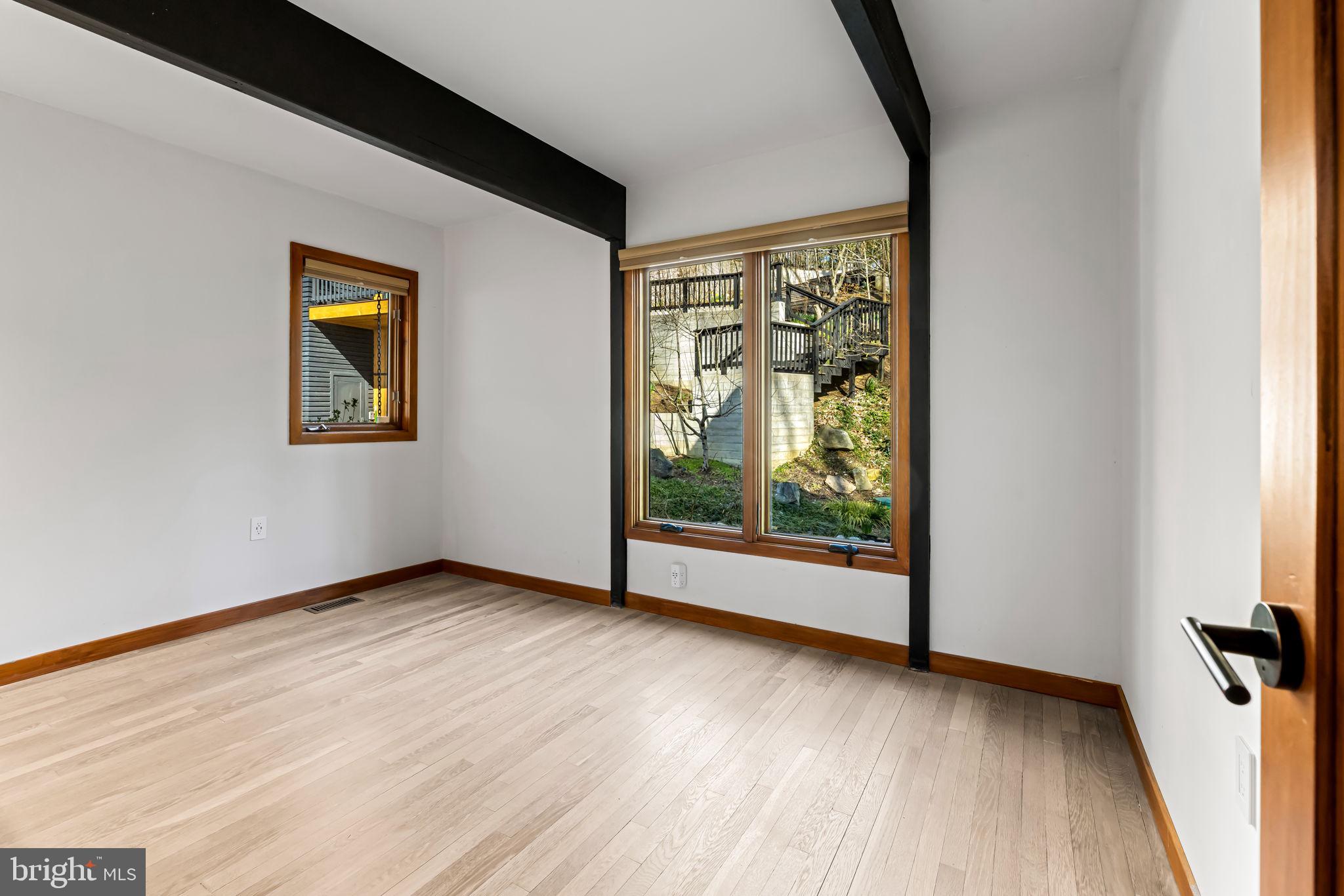 SEVERN GROVE - Residential