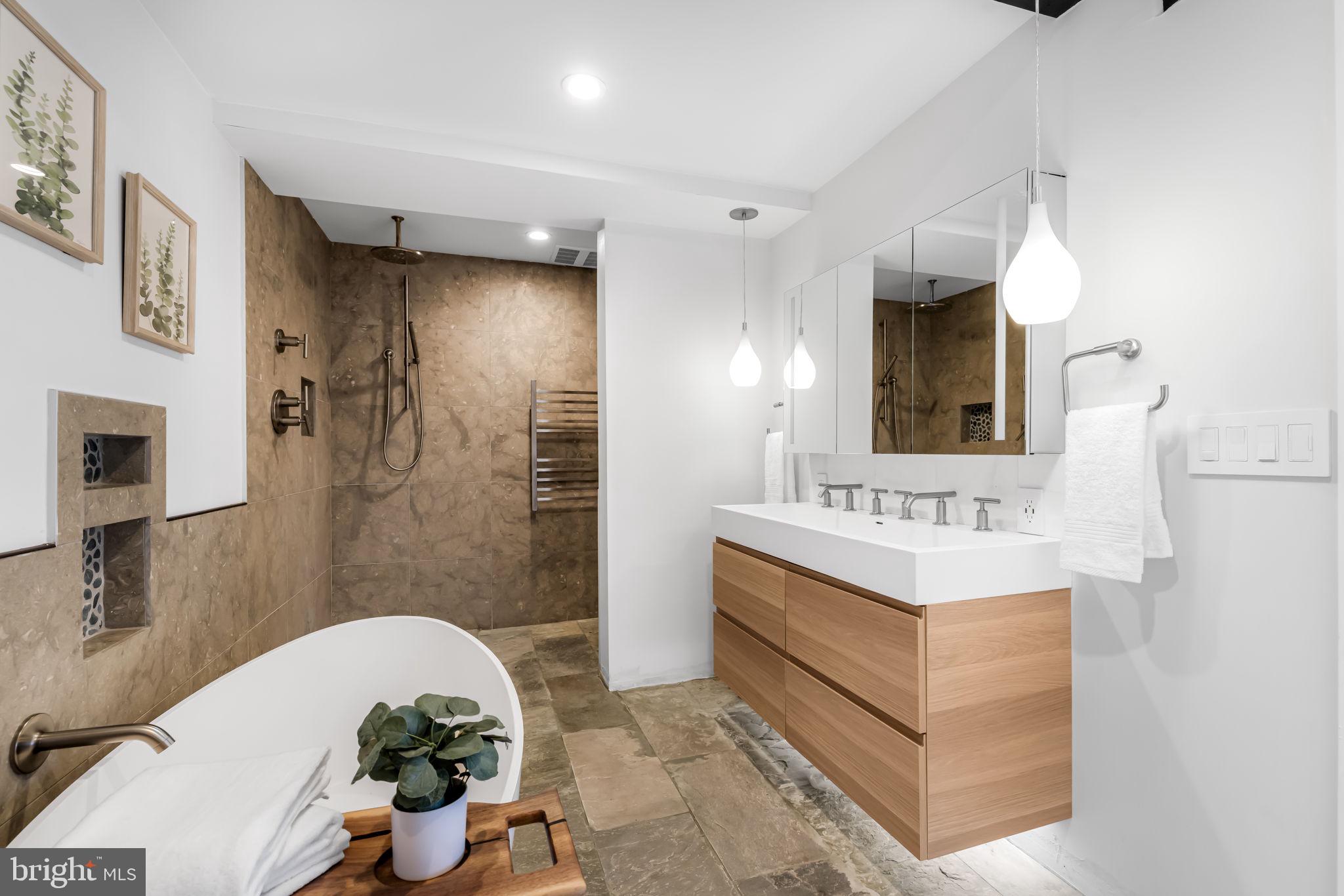 SEVERN GROVE - Residential