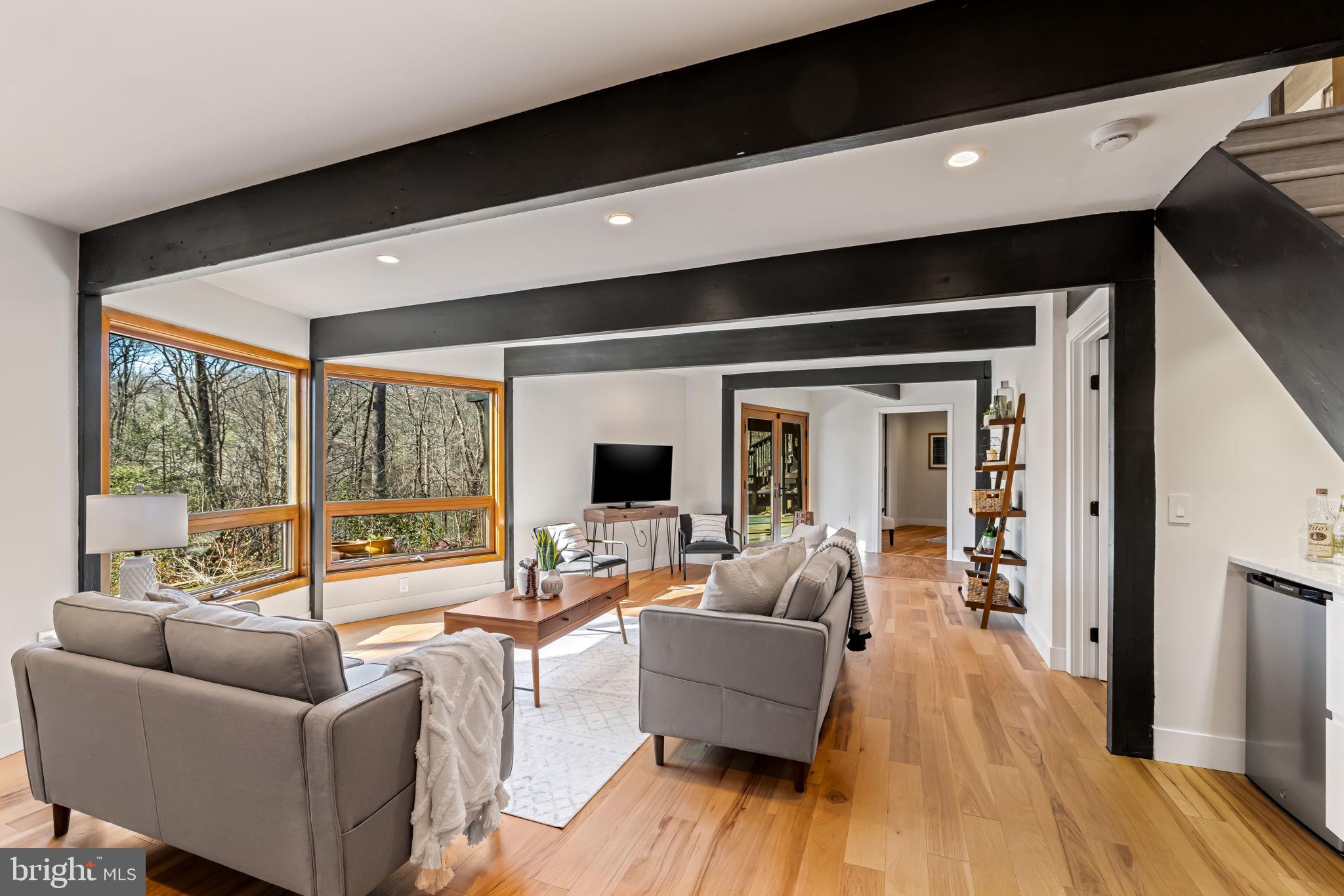 SEVERN GROVE - Residential