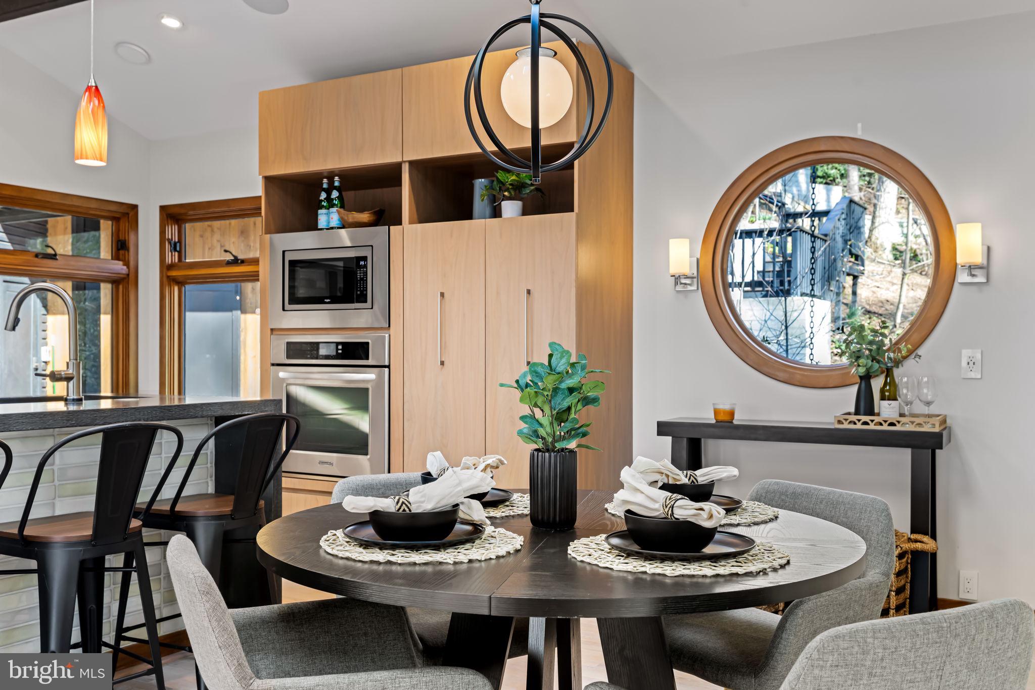 SEVERN GROVE - Residential