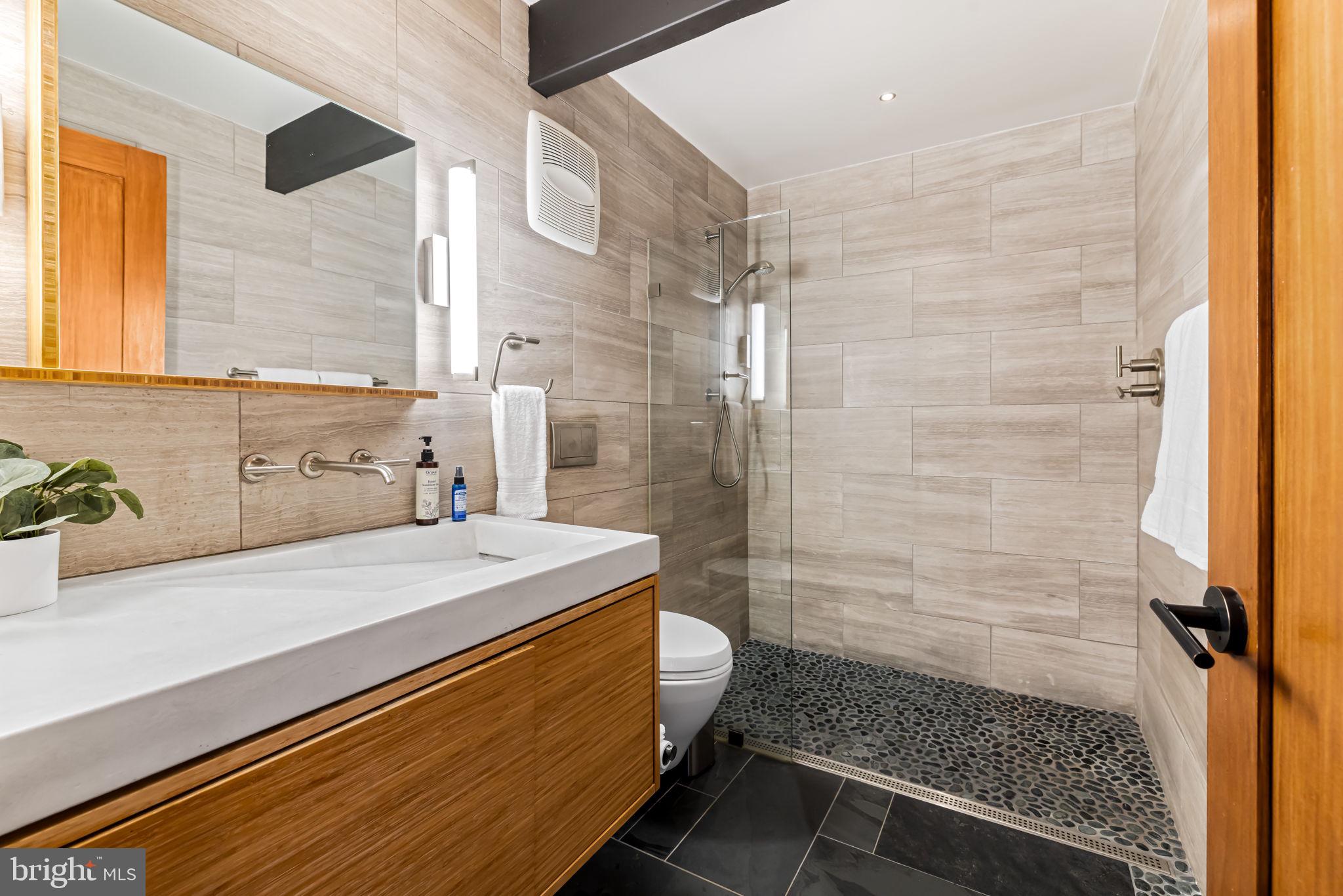 SEVERN GROVE - Residential