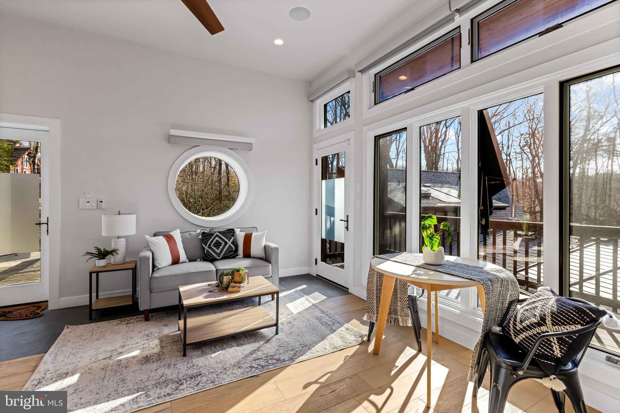 SEVERN GROVE - Residential