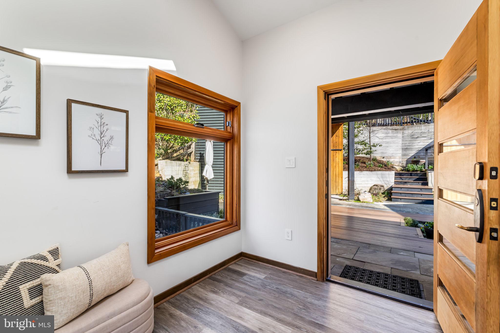 SEVERN GROVE - Residential