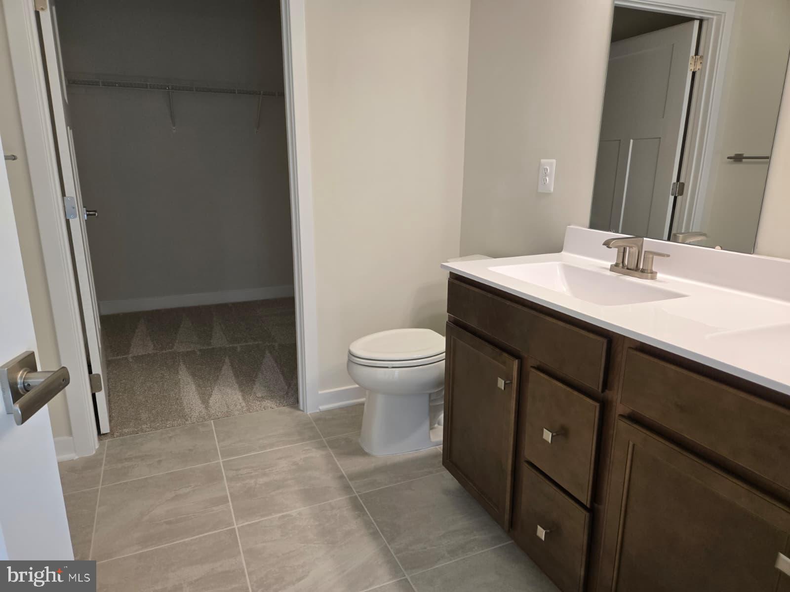 ALEXANDER'S CROSSING - Residential Lease