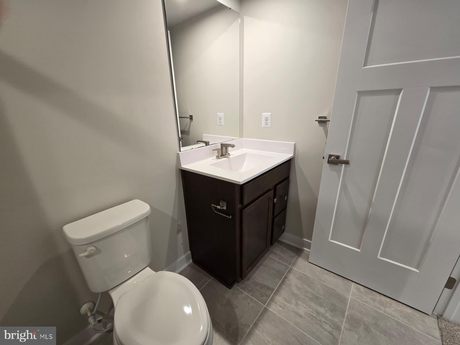 ALEXANDER'S CROSSING - Residential Lease