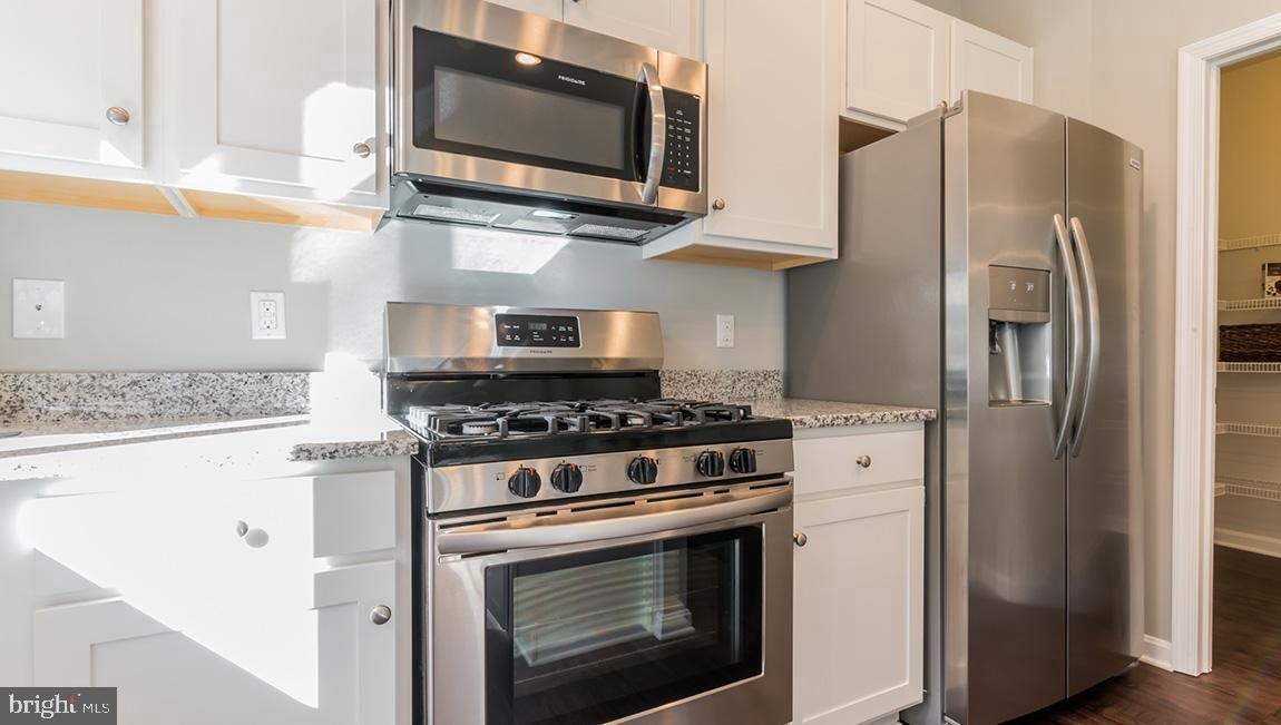 HILLS AT VALLEY VIEW - Residential