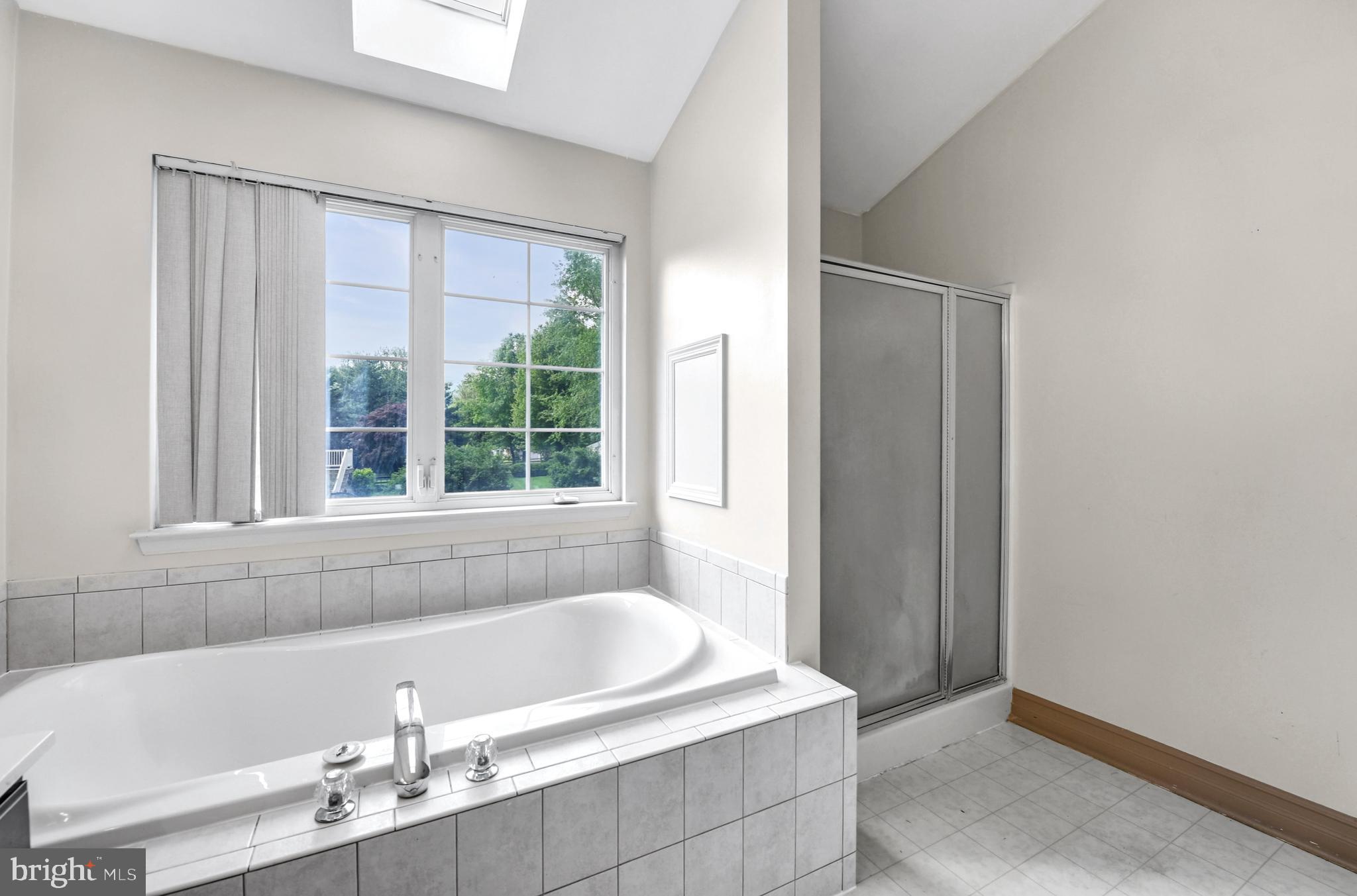 PENNWOOD FARMS - Residential