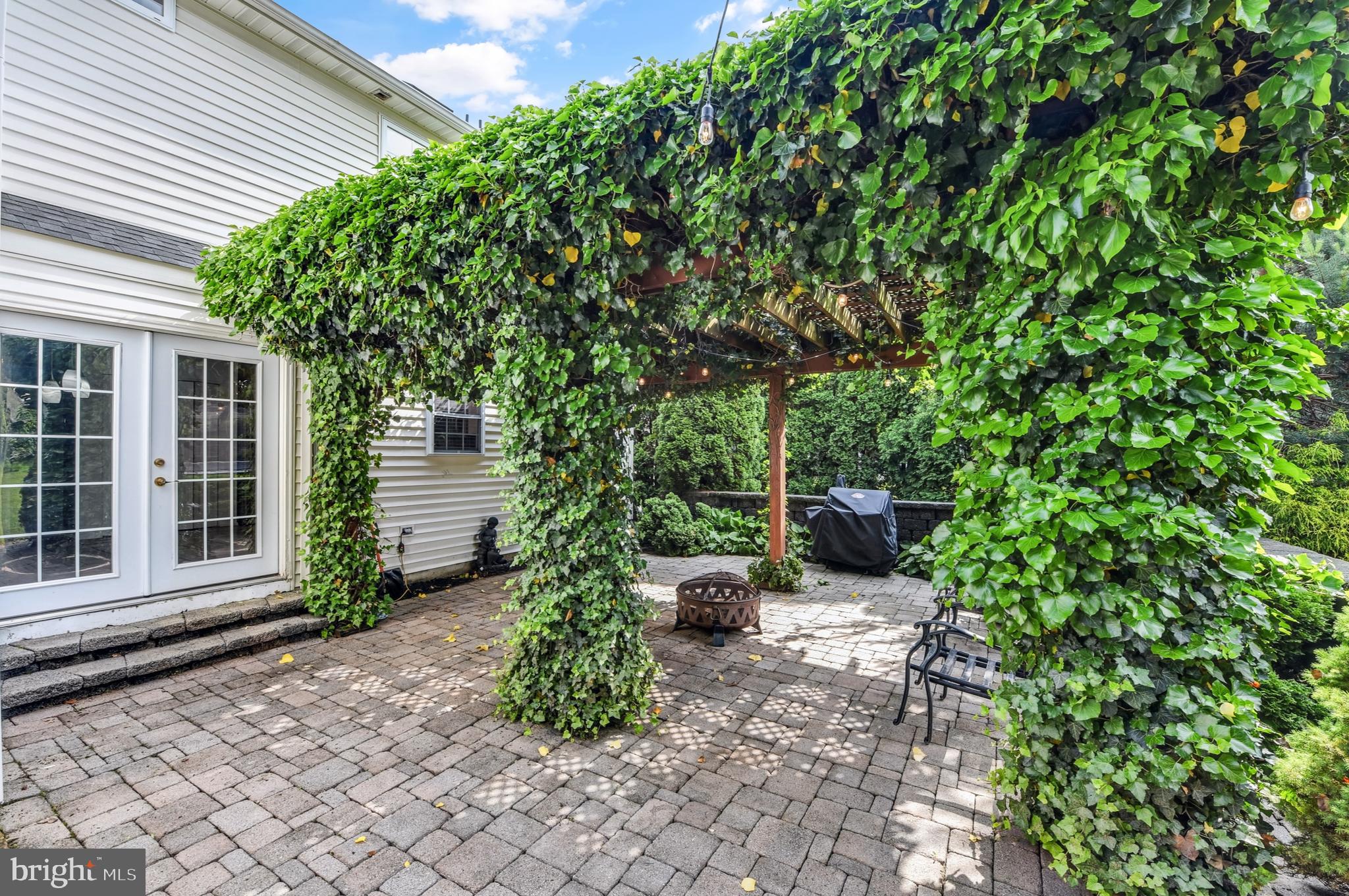 PENNWOOD FARMS - Residential