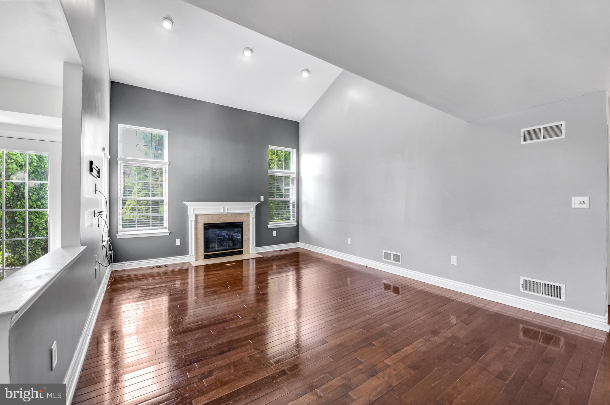 PENNWOOD FARMS - Residential